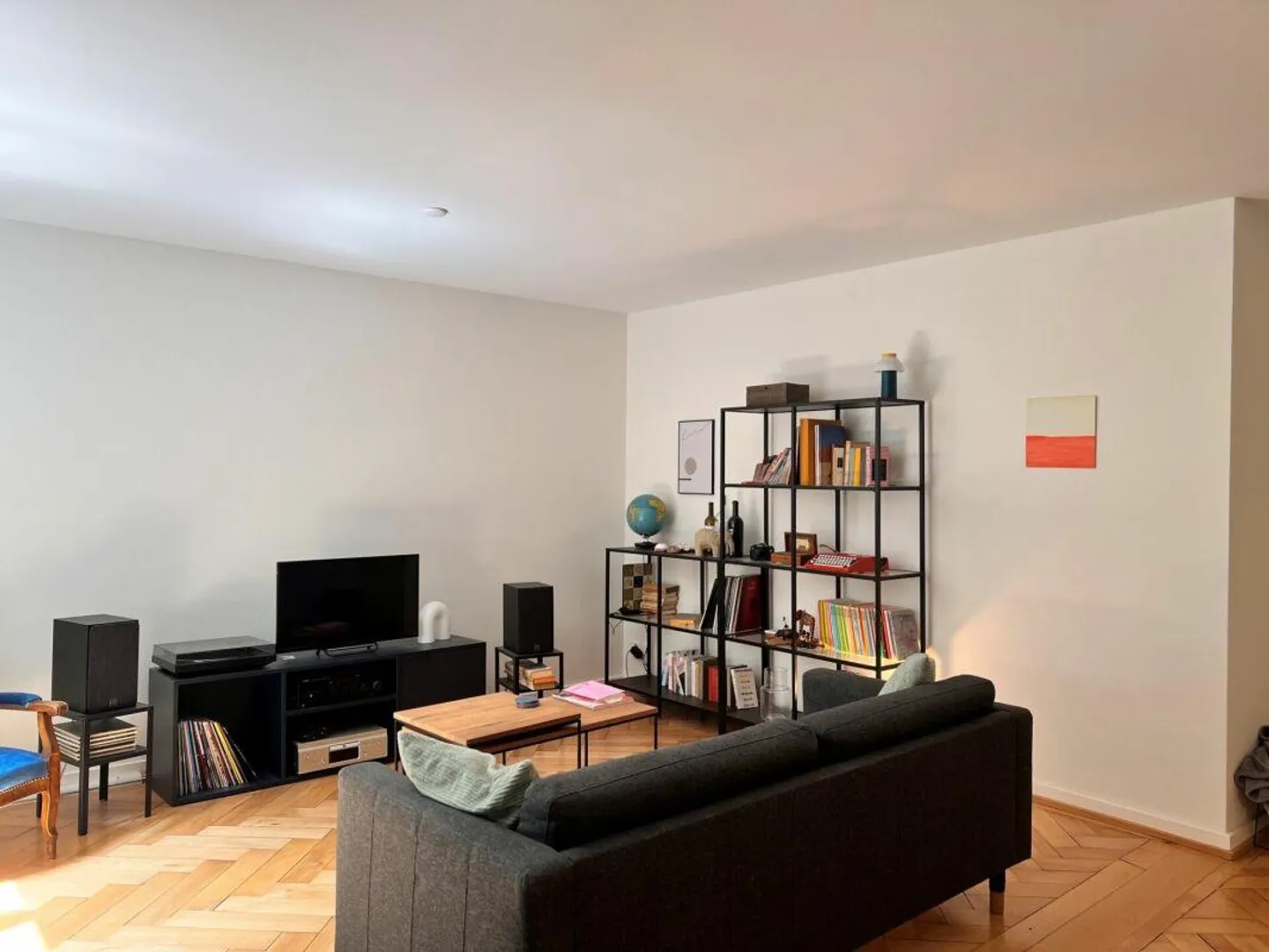 Living in the trendy Bruchquartier - Photo 3 of 7