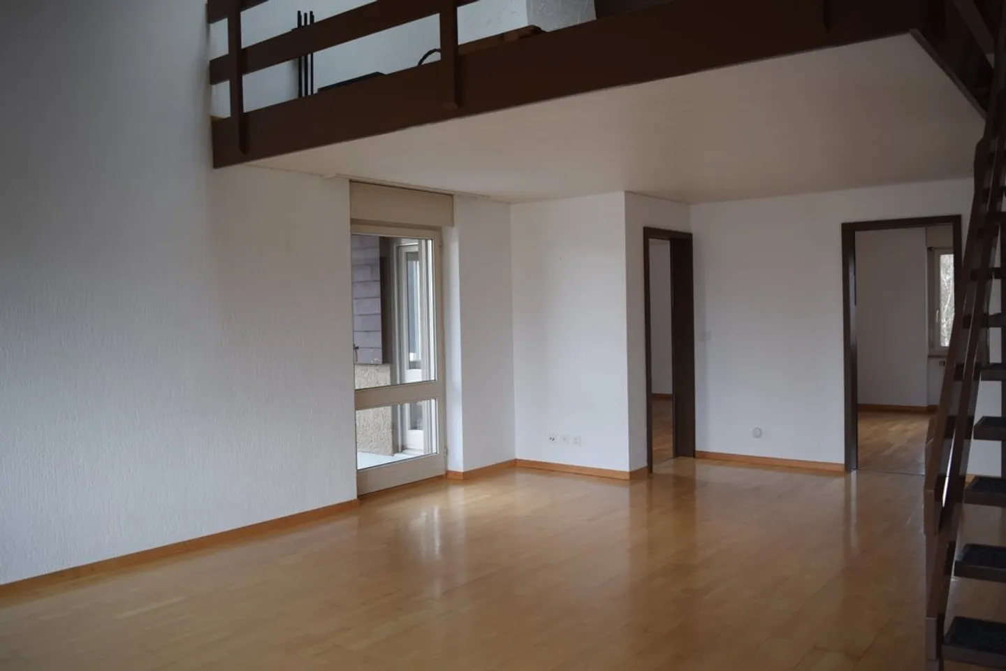 Charmante Galeriewohnung mit Balkonen - Foto 7 von 10
