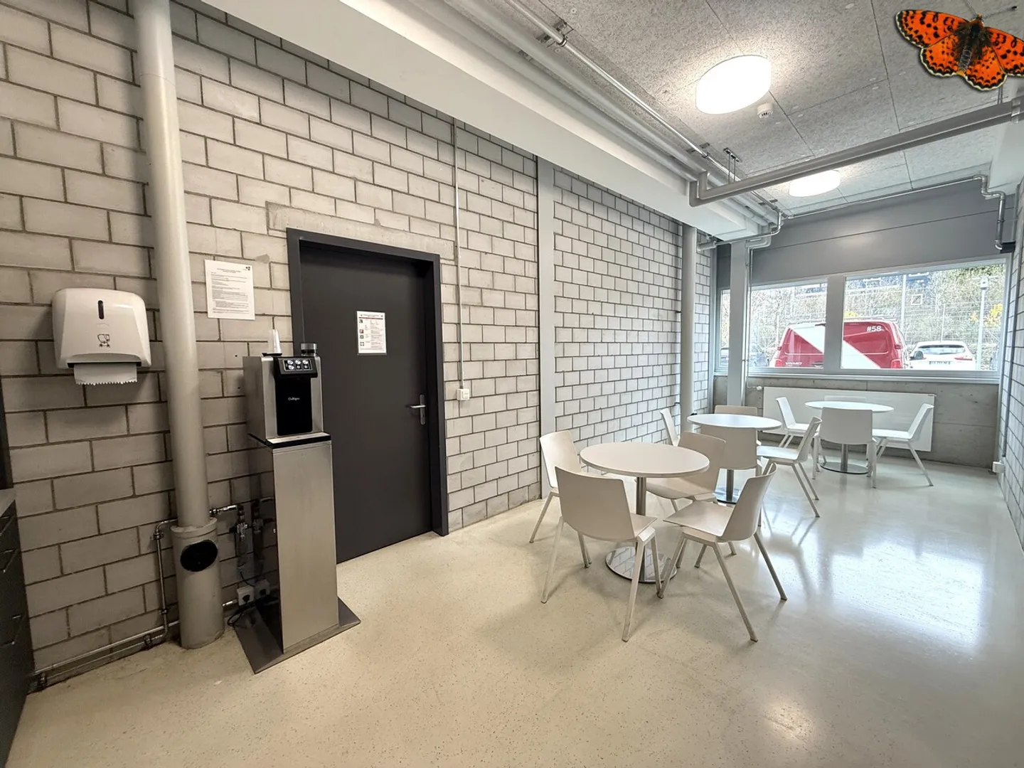 Espace Commercial à Givisiez - Photo 3 sur 18