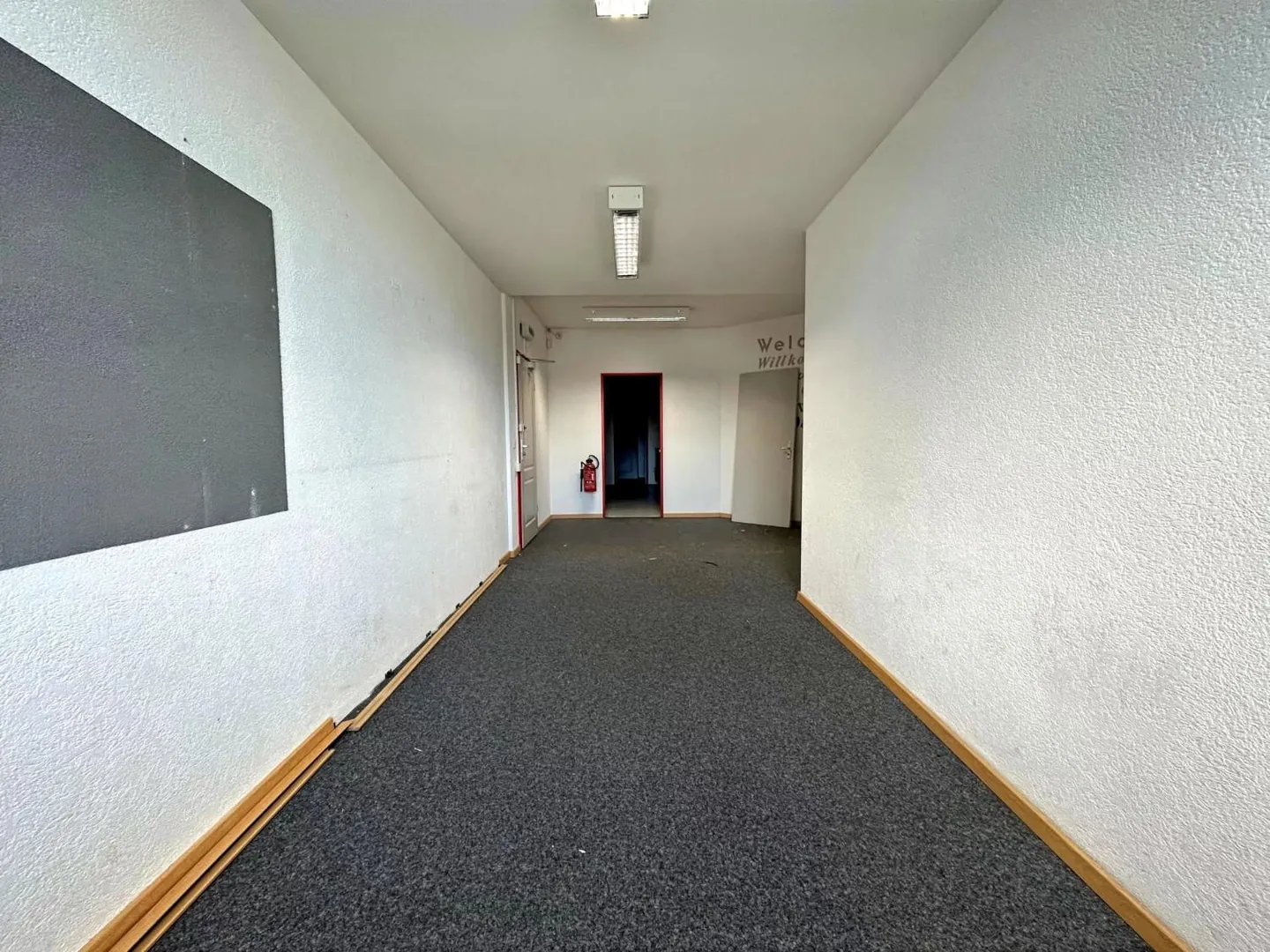 Locaux commerciaux à Gland - Photo 6 sur 8