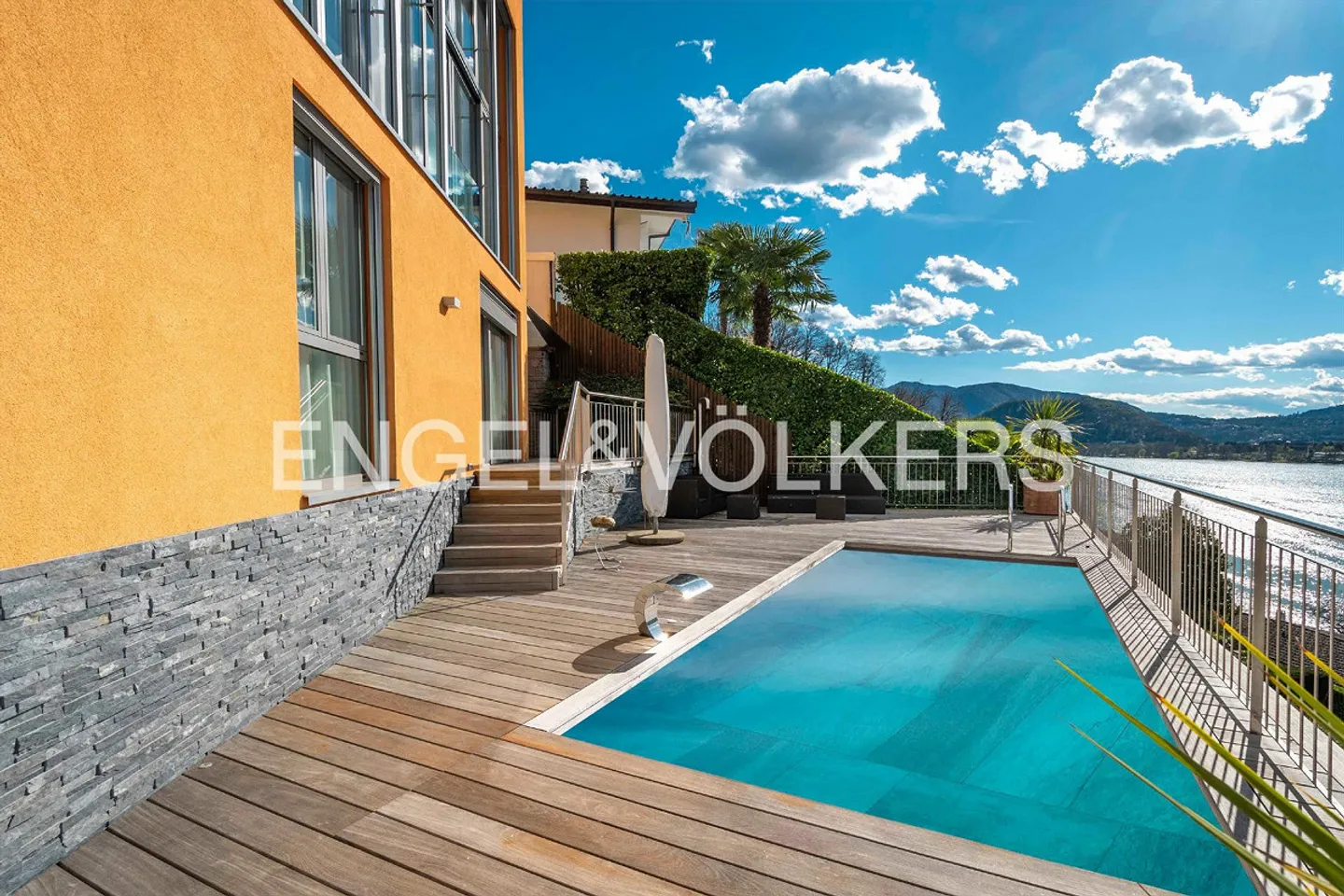 Luxuriöse Zweitwohnung in Collina d'Oro - Foto 12 von 13