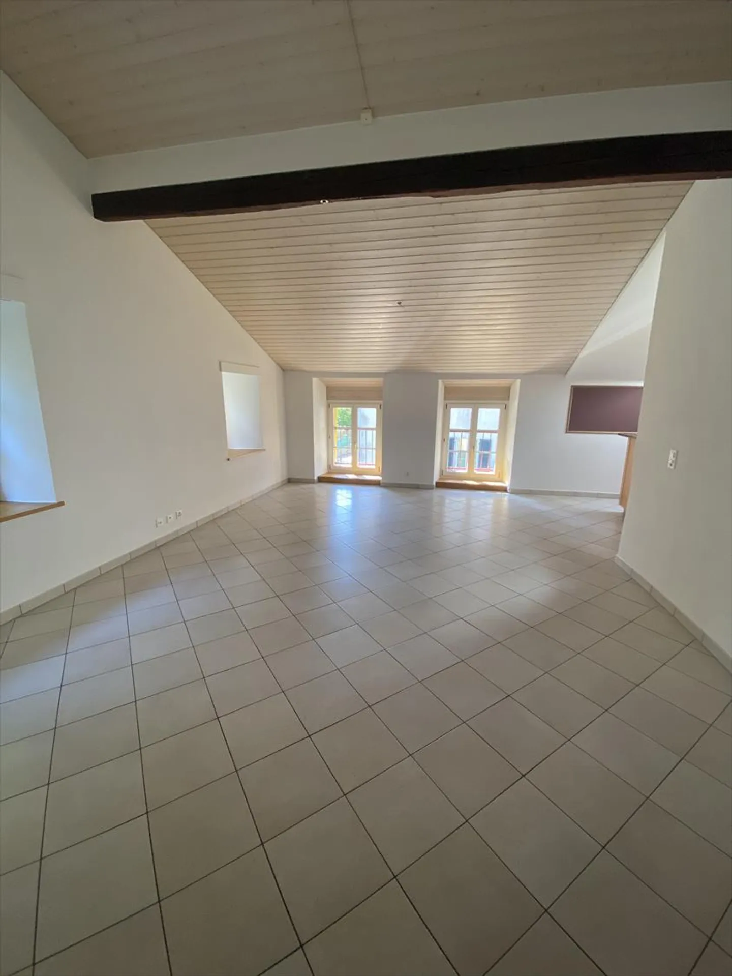 Apartment - Photo 1 of 9