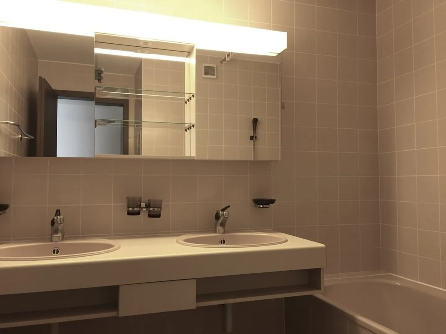 Temporary 3.5-room apartment in Thun - Photo 7 of 8