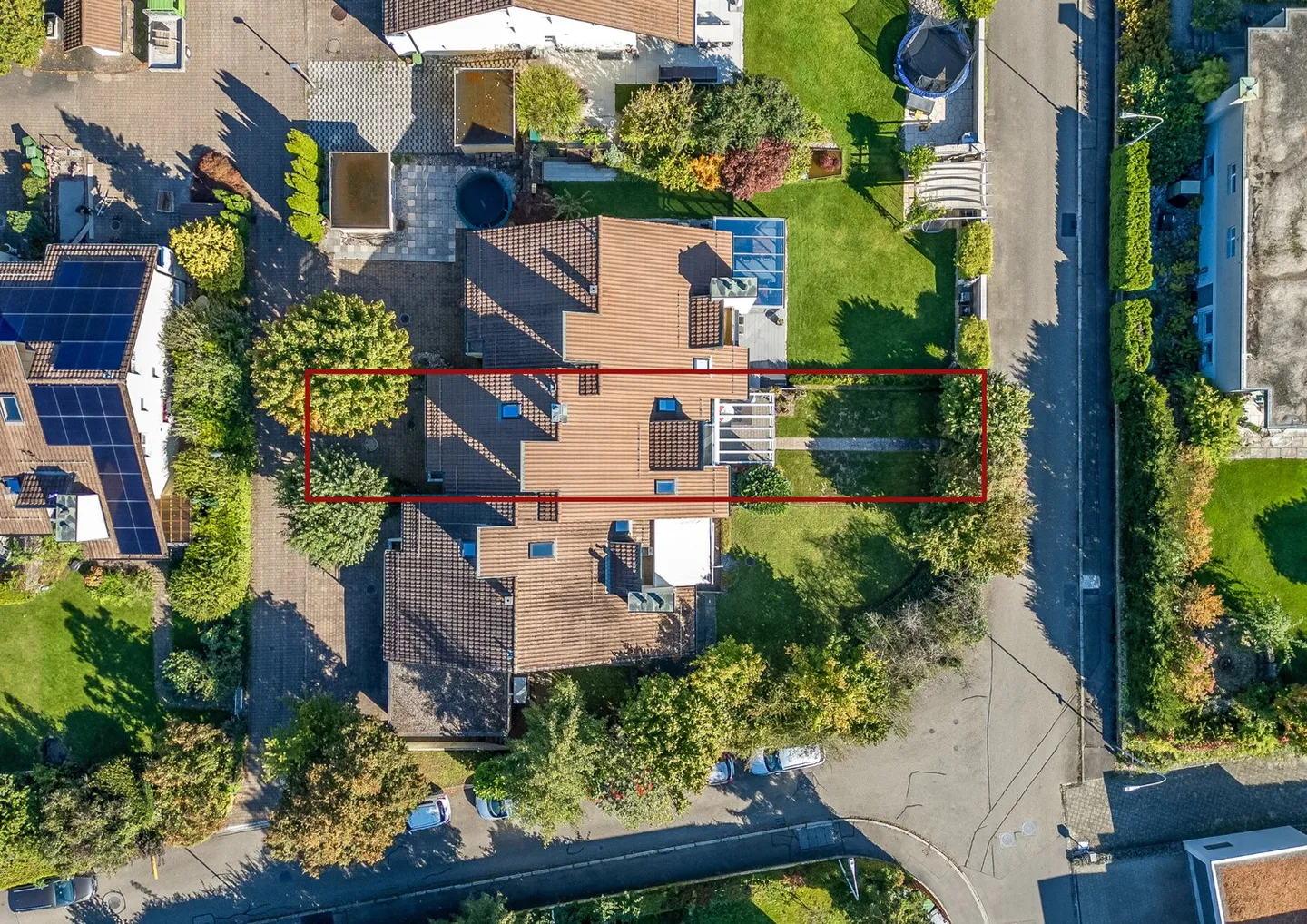 Platz für die ganze Familie: 5.5-Zimmer EFH mit Garten - Foto 2 von 11