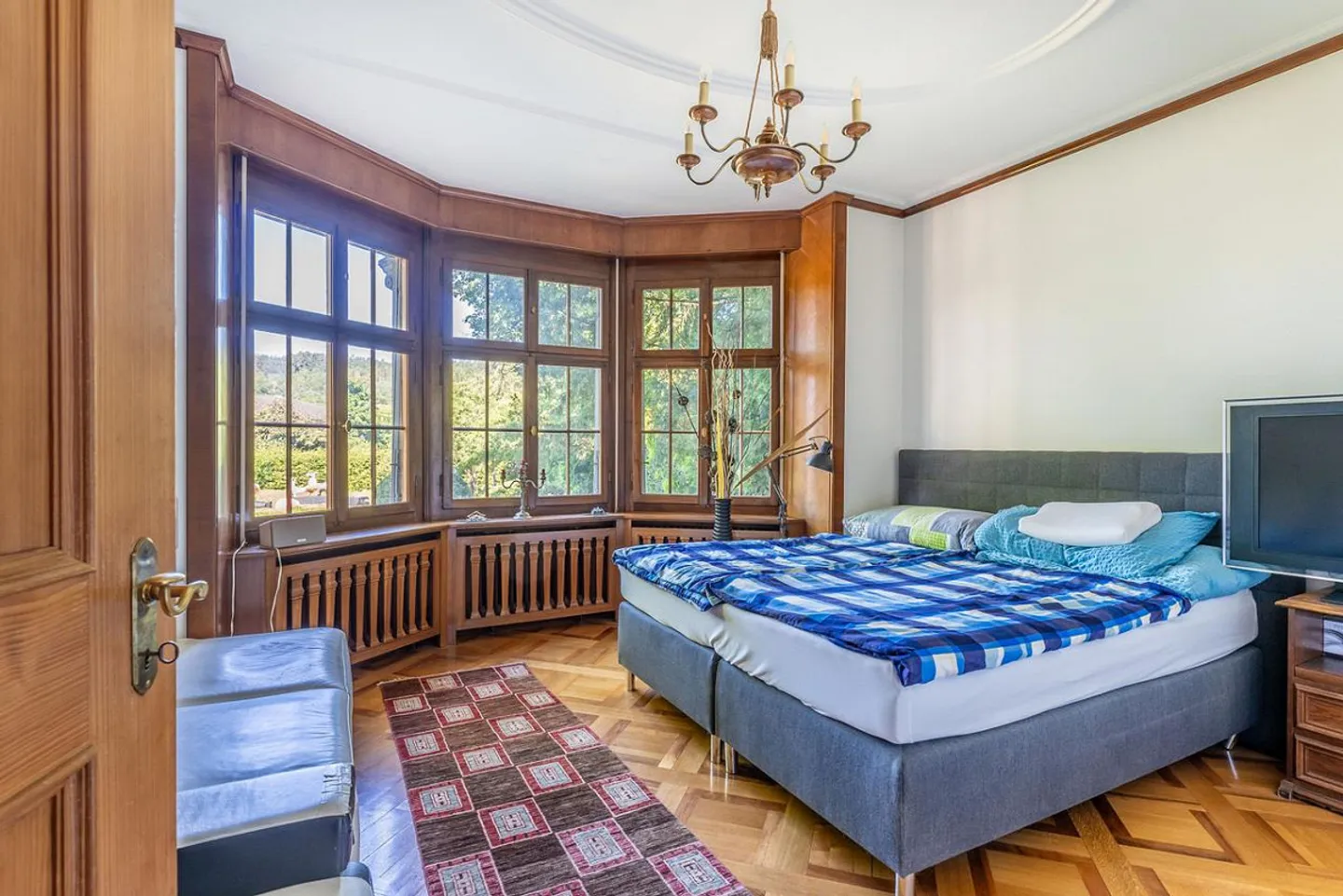 Elegante Villa in Neuhausen - Foto 9 von 15