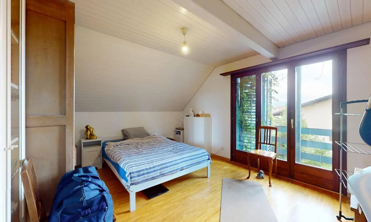 Superb individual villa located in a peaceful neighborhood - Photo 11 of 13