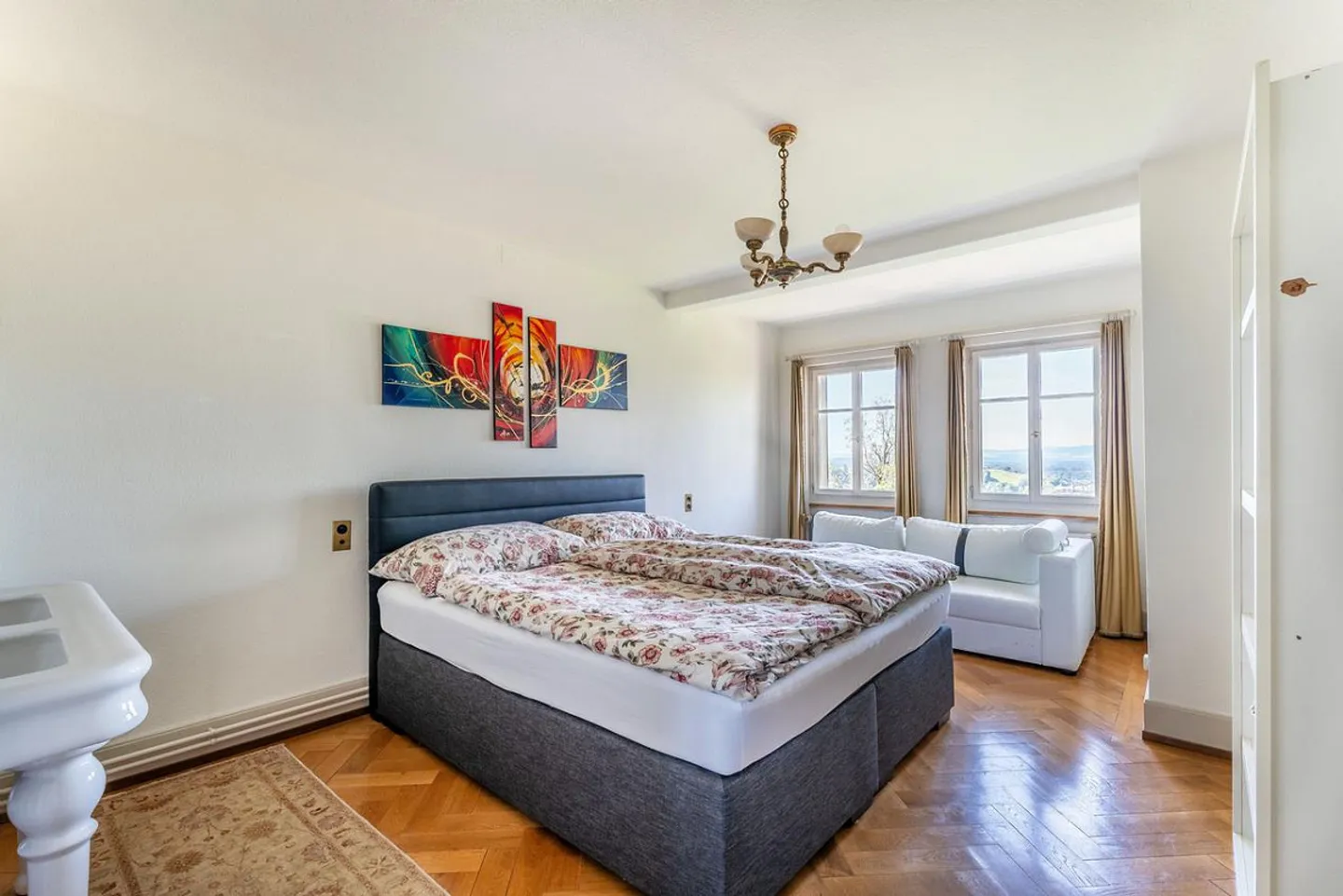 Elegante Villa in Neuhausen - Foto 13 von 15