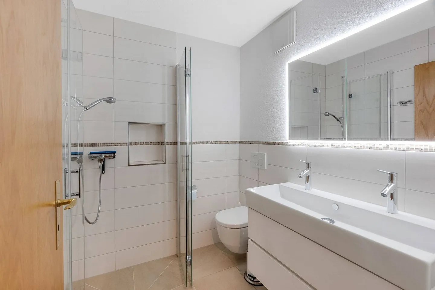 Platz für die ganze Familie: 5.5-Zimmer EFH mit Garten - Foto 8 von 11