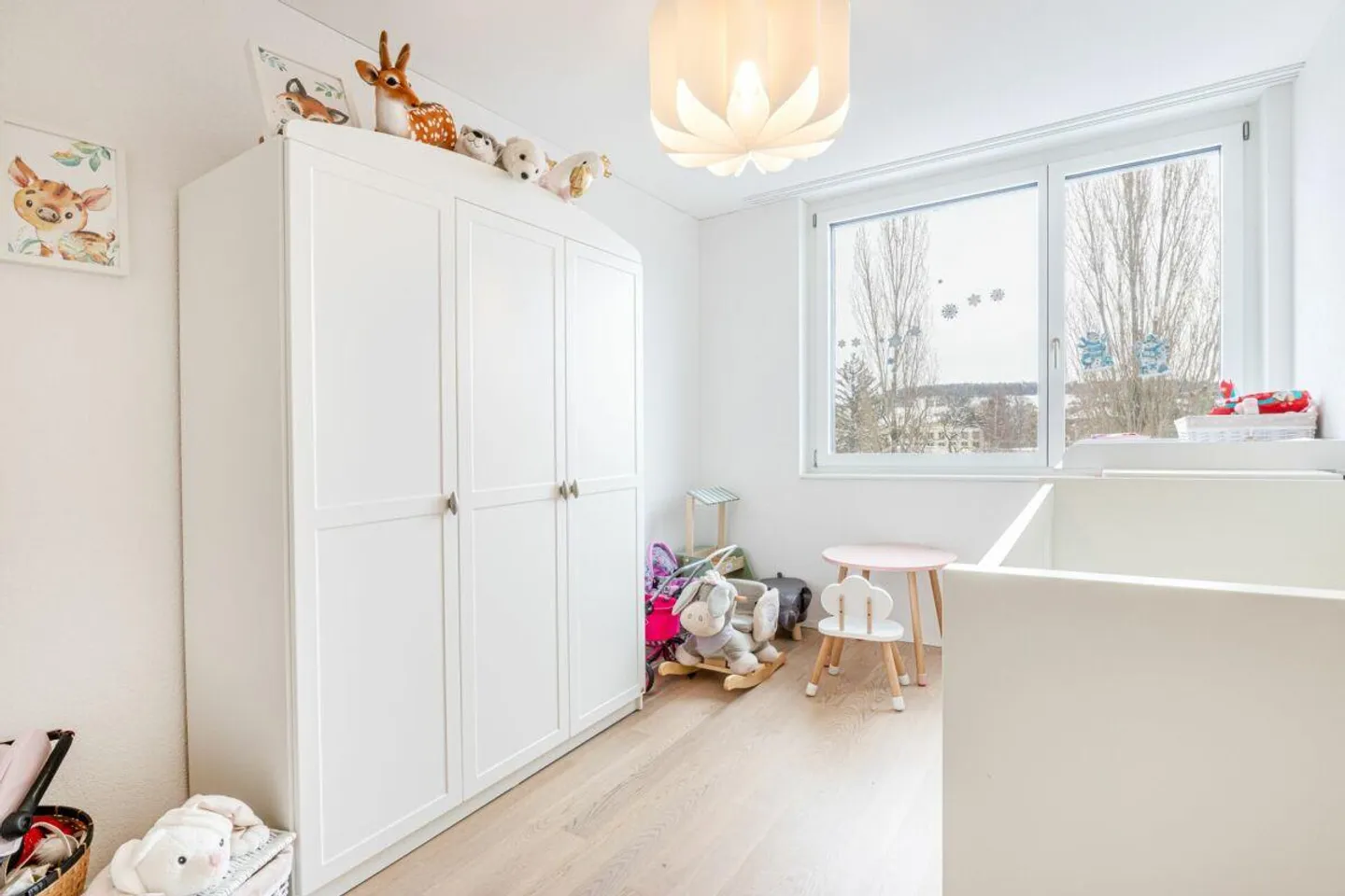 Maison de famille en terrasse moderne de 7,5 pièces directement au bord de la zone de conservation de la nature - Photo 11 sur 26