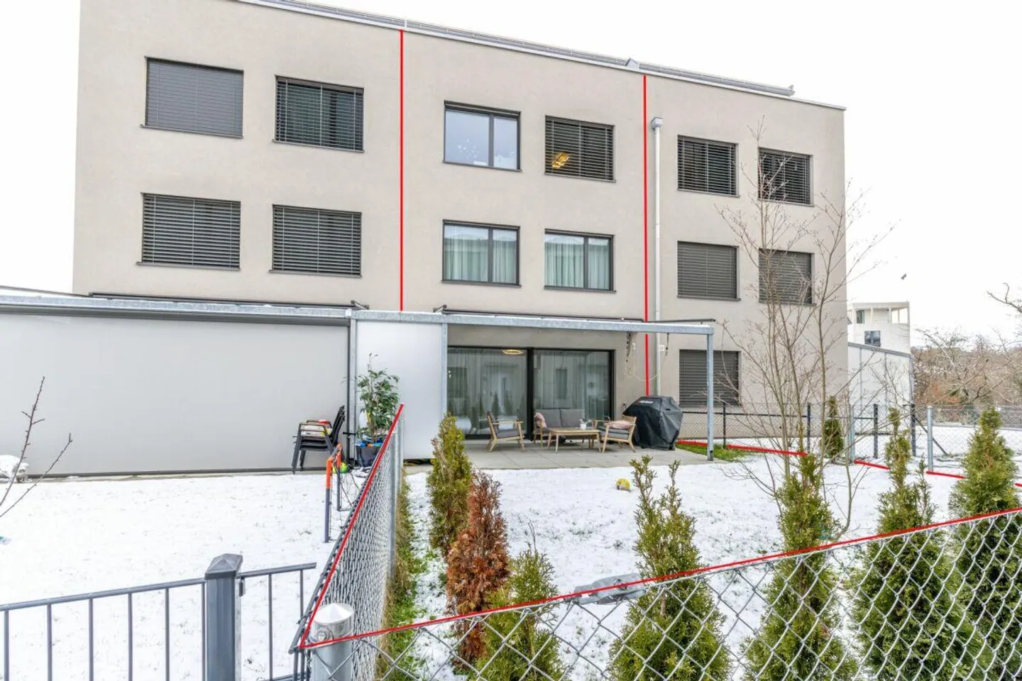 Maison de famille en terrasse moderne de 7,5 pièces directement au bord de la zone de conservation de la nature - Photo 23 sur 26