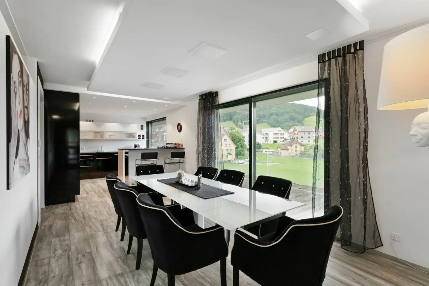 Einzigartiges Penthouse mit Rundumterrasse - urbanes Wohnen über den Dächern von Appenzell - Foto 4 von 6