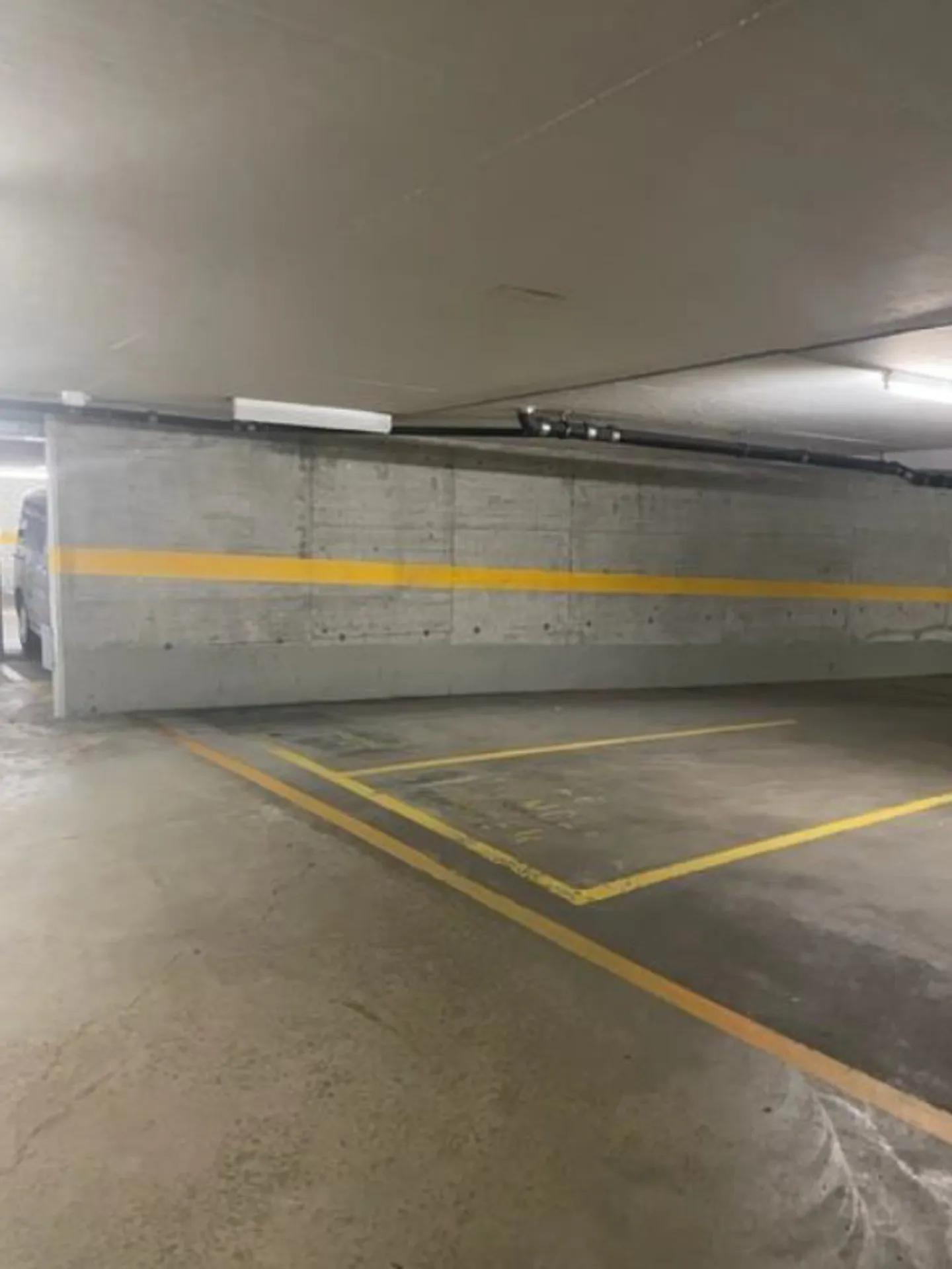 Posto auto in affitto nel centro storico di Bülach! - Foto 1 di 1