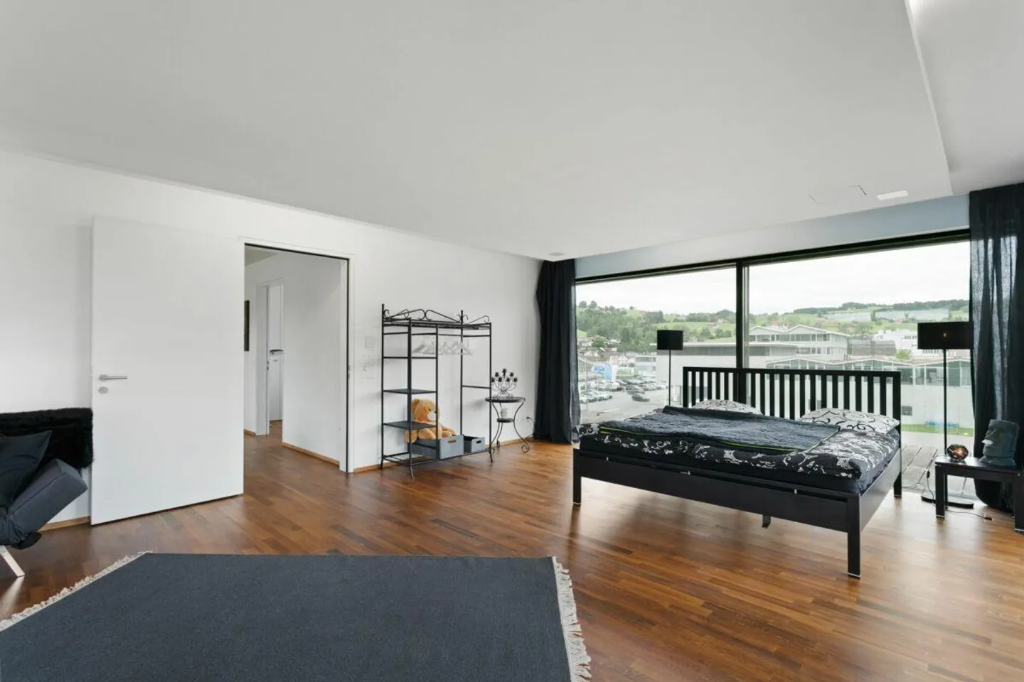 Einzigartiges Penthouse mit Rundumterrasse - urbanes Wohnen über den Dächern von Appenzell - Foto 5 von 6