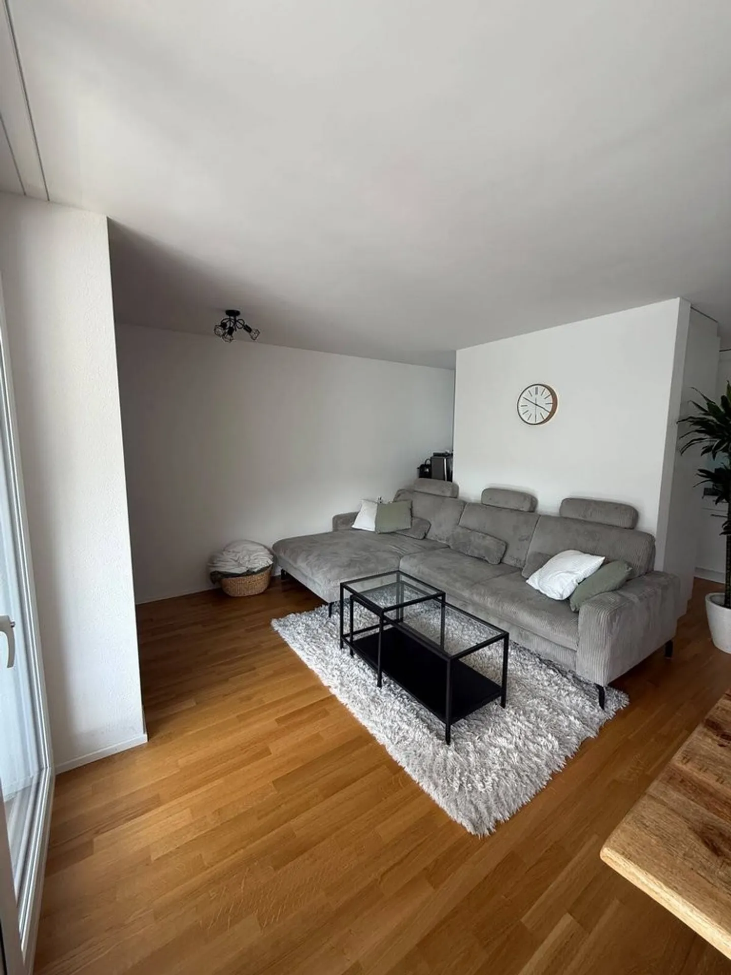 Modernes 4.5-Zimmer-Apartment - Foto 1 von 8