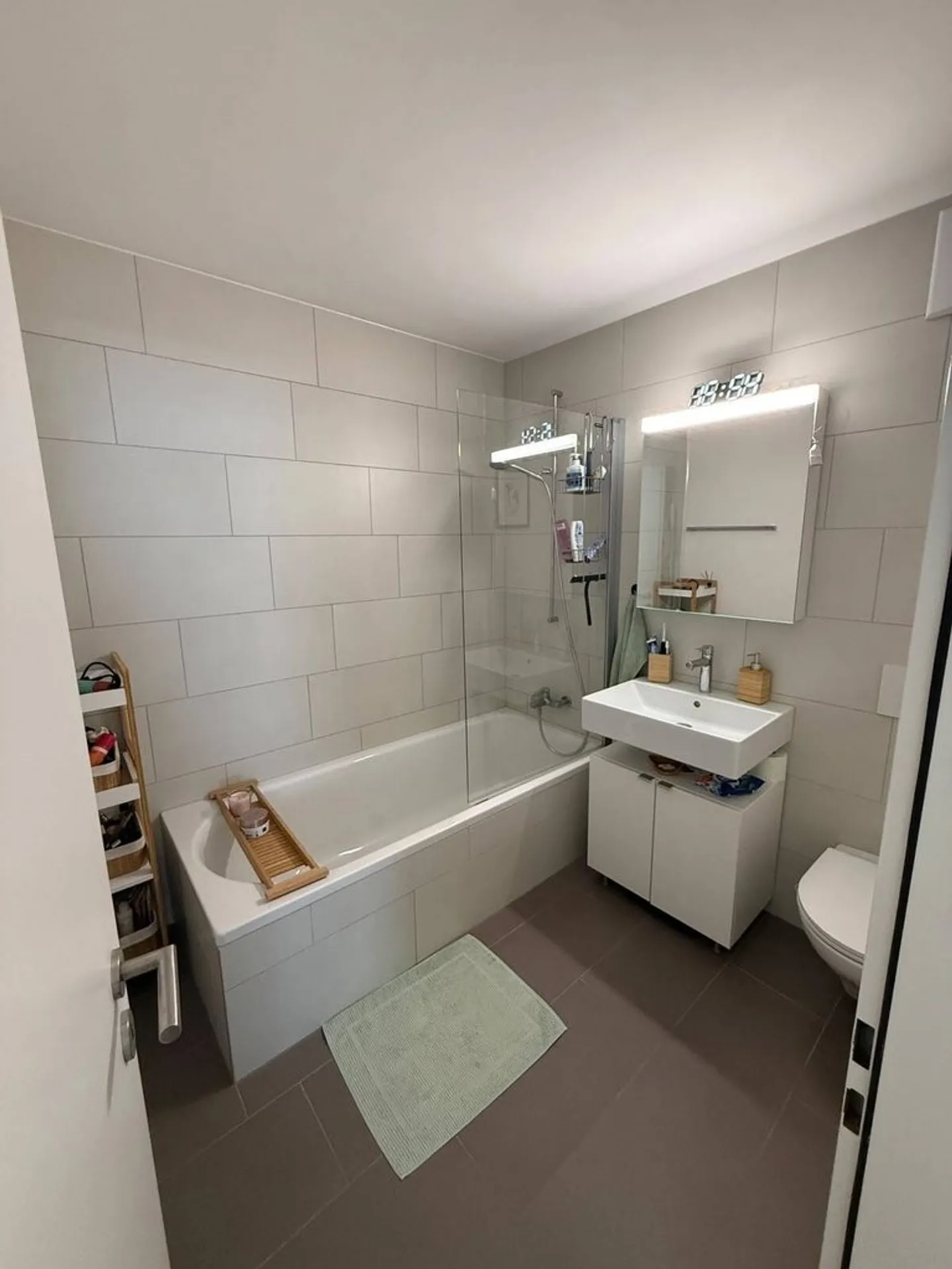 Modernes 4.5-Zimmer-Apartment - Foto 4 von 8