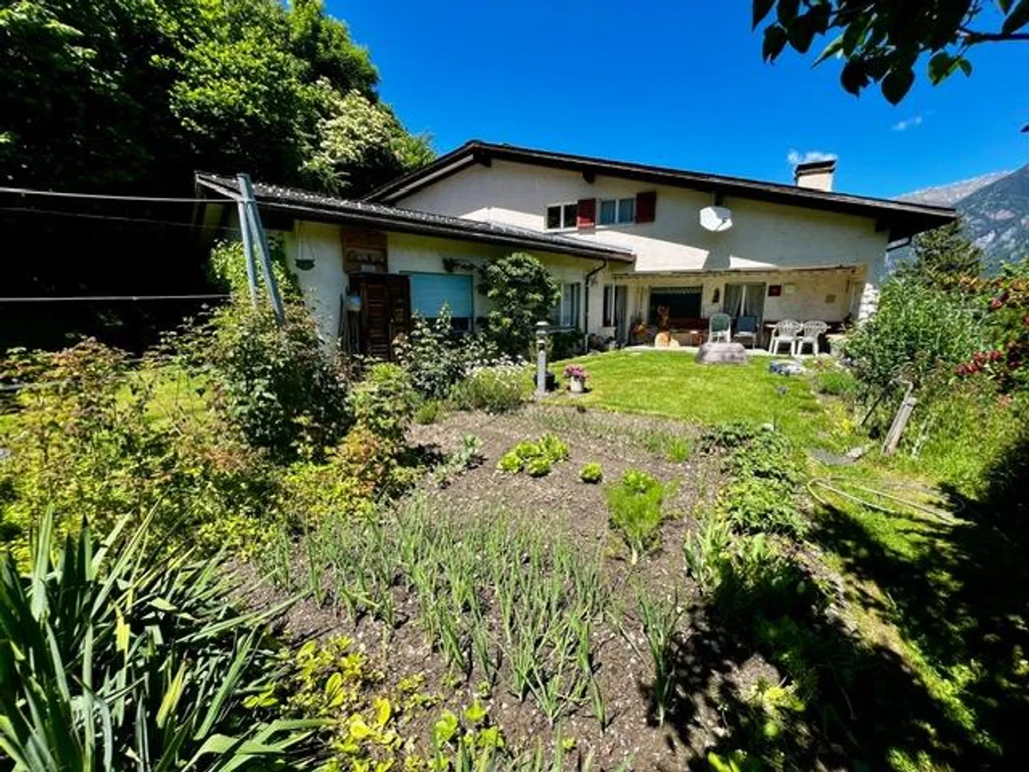 Einfamilienhaus mit einzigartiger Aussicht - Foto 1 von 10