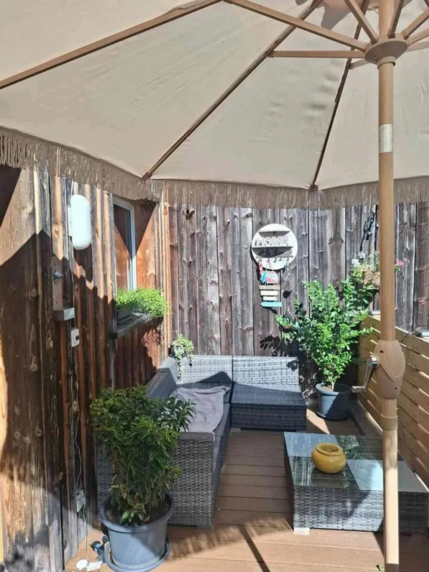 Cozy 2-room maisonette apartment with garden and balcony for rent - Photo 5 of 11