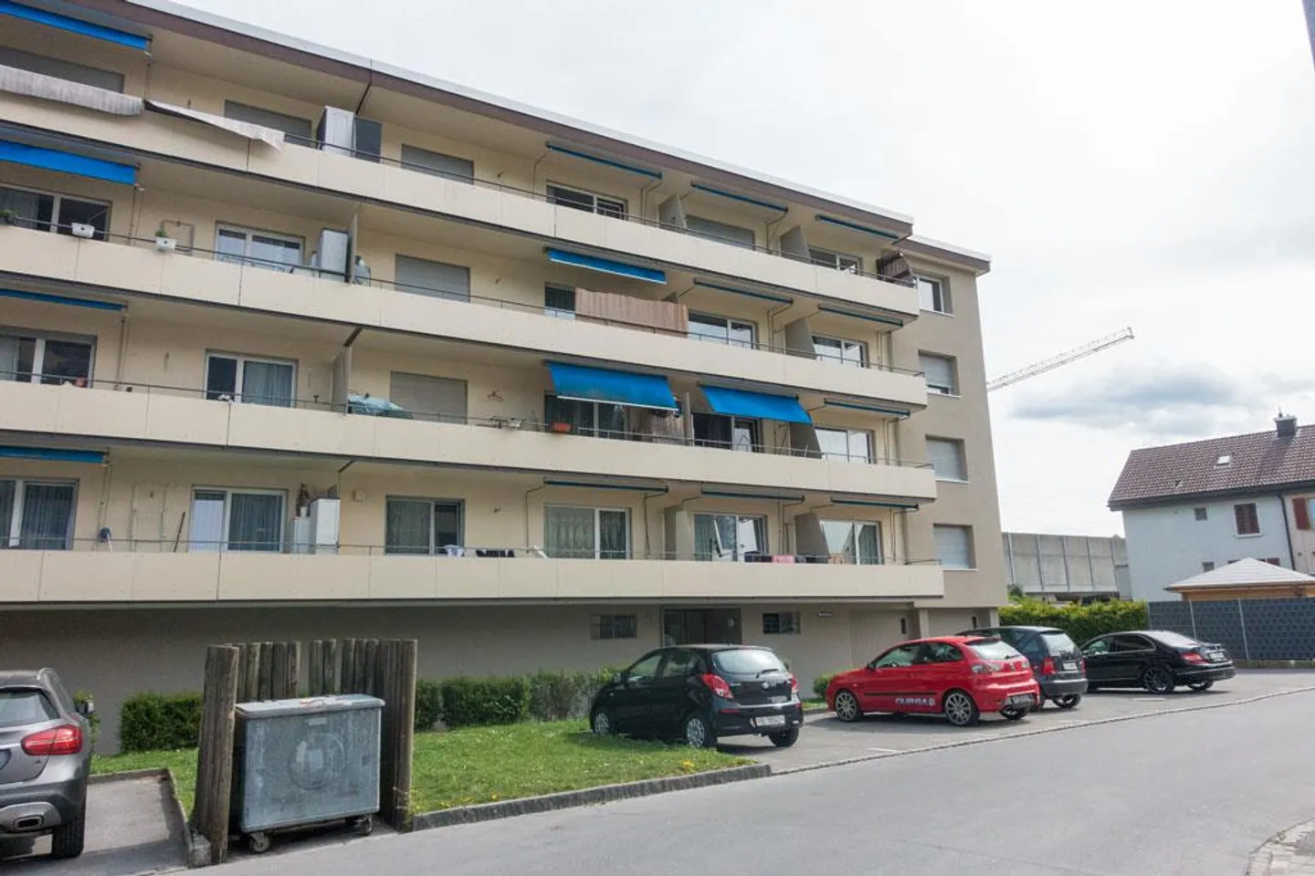 Vivere a buon mercato con vista sulle montagne di Glaris - Foto 3 di 12
