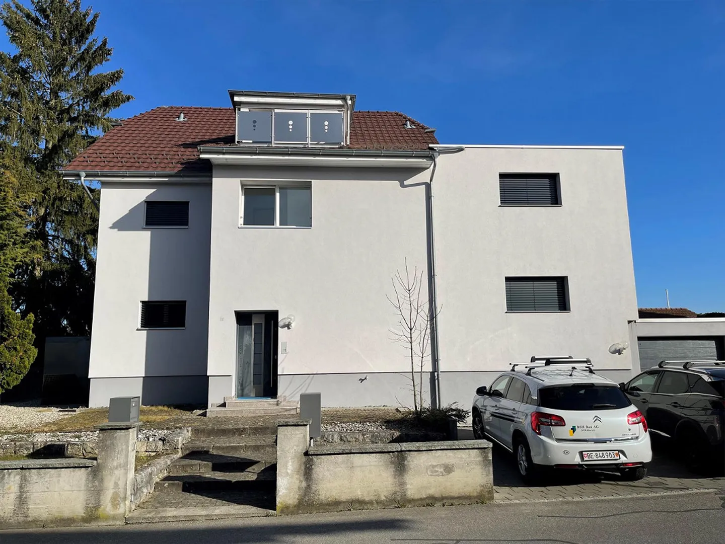 Cozy and beautiful 2.5-room apartment for rent in Biberist - Photo 1 of 10