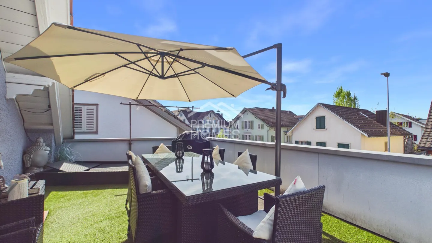 INVESTISSEMENT AVEC AVENIR AU COEUR DE PFÄFFIKON! - Photo 7 sur 13