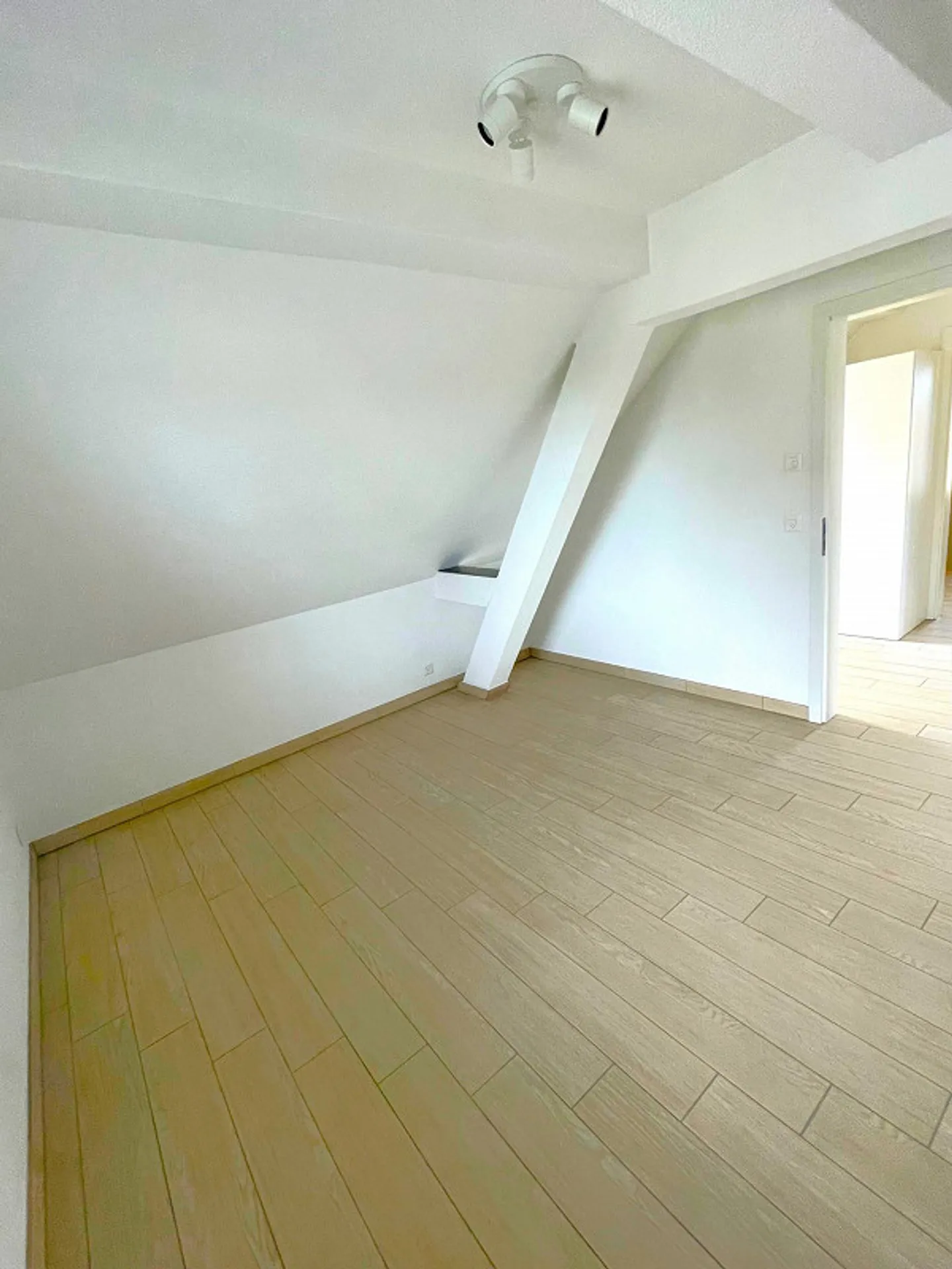 Cozy and beautiful 2.5-room apartment for rent in Biberist - Photo 8 of 10