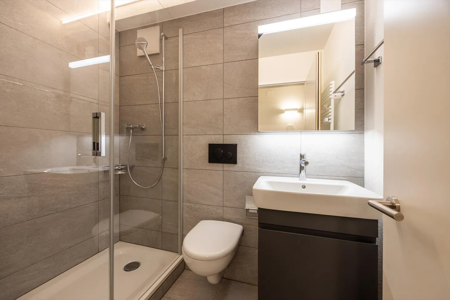 Appartamento in affitto - Foto 6 di 9