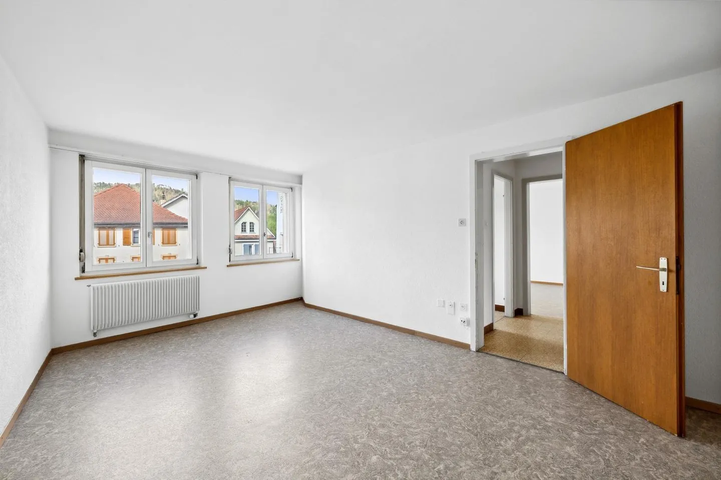 Apartment for rent - Photo 9 of 10