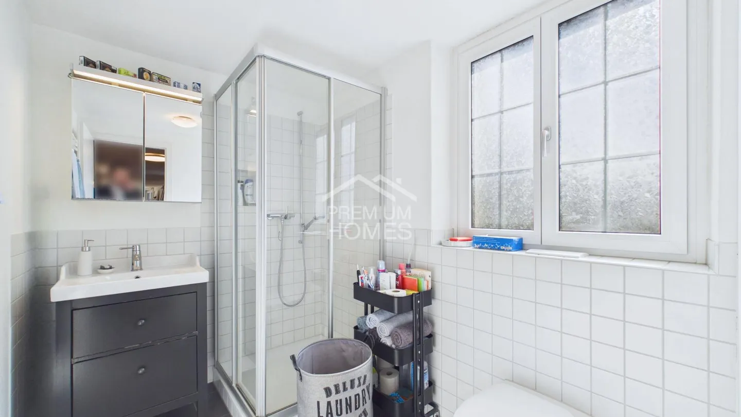 INVESTISSEMENT AVEC AVENIR AU COEUR DE PFÄFFIKON! - Photo 11 sur 13