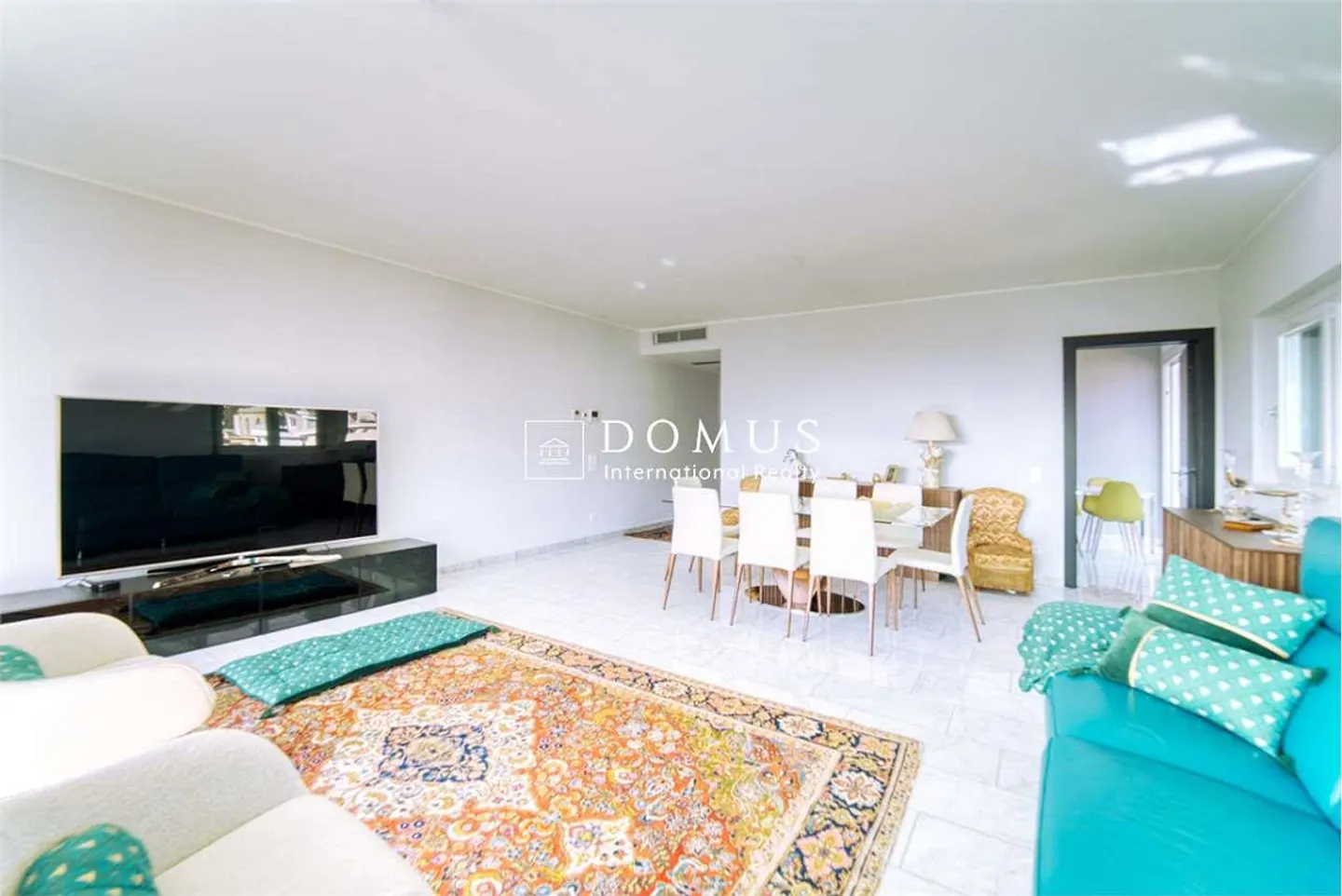 Penthouse exclusif avec terrasse et piscine sur le toit - Photo 4 sur 13