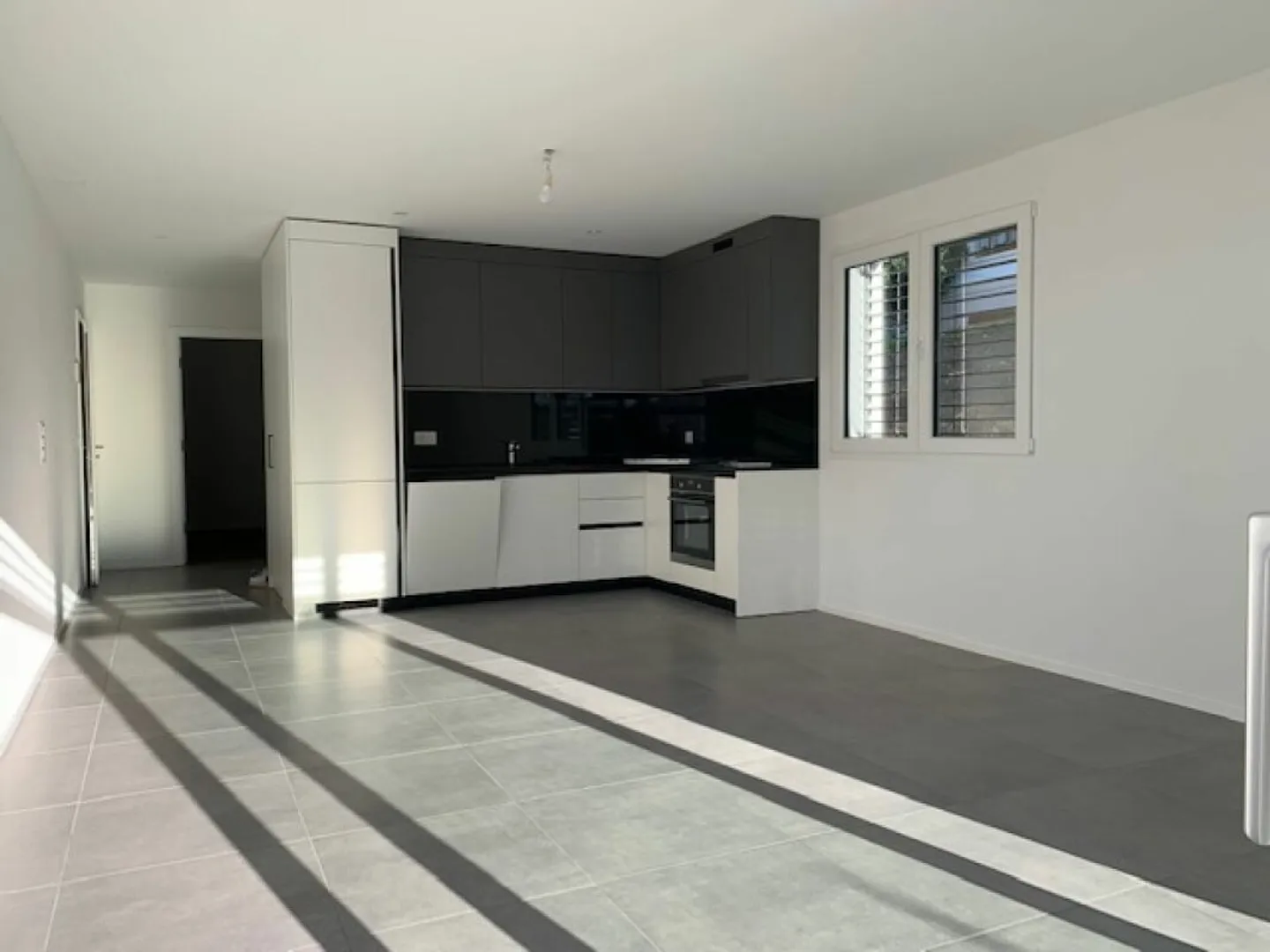 Charming 3.5-Room Apartment - Photo 1 of 19