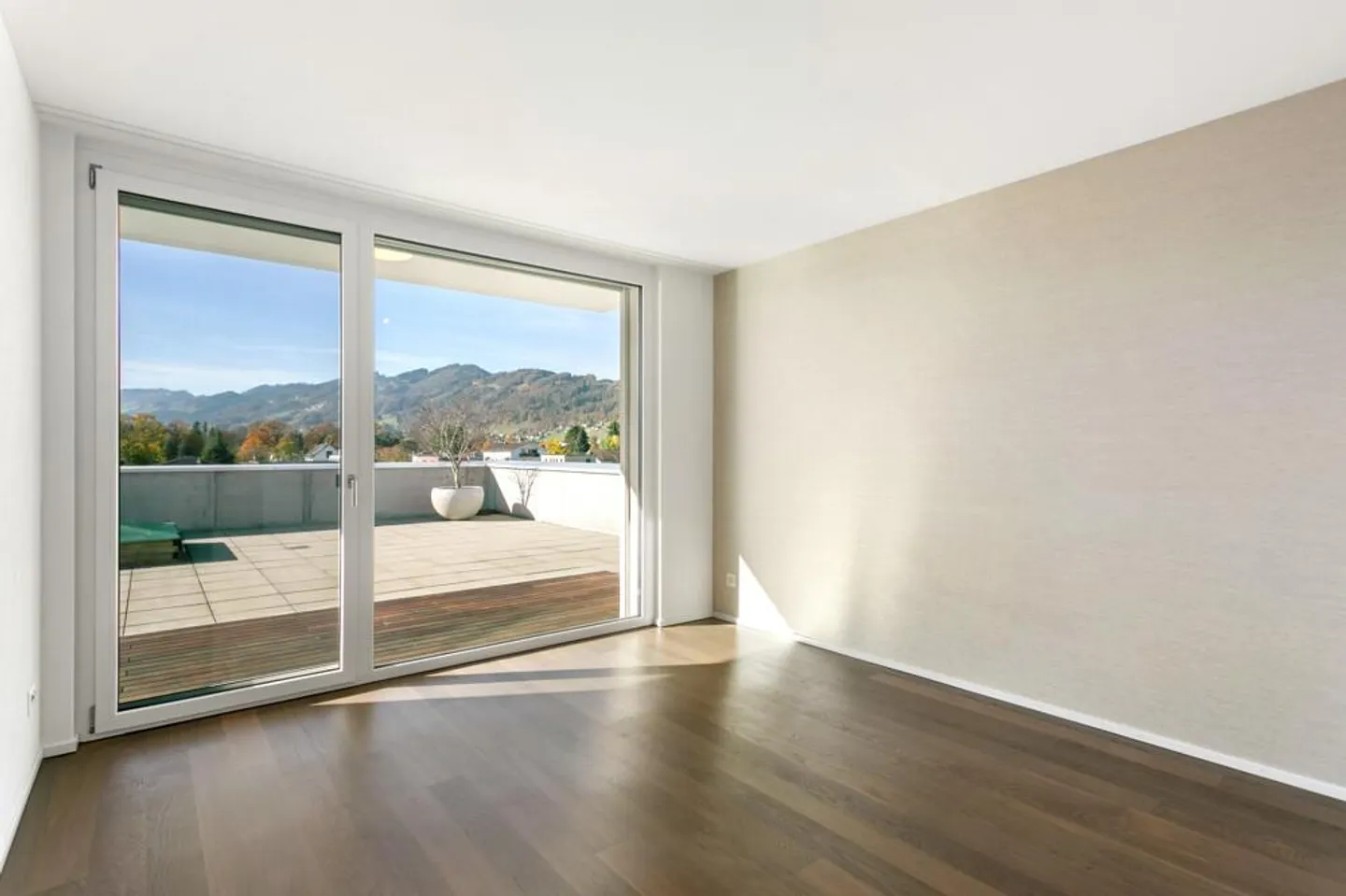 Exclusive penthouse with over 200 m² sun terrace - Photo 6 of 8