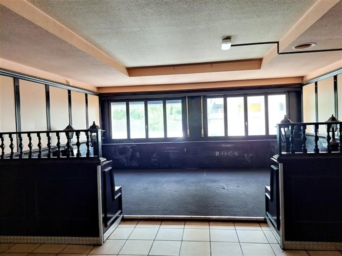 "Locali, 160" - Foto 5 di 8