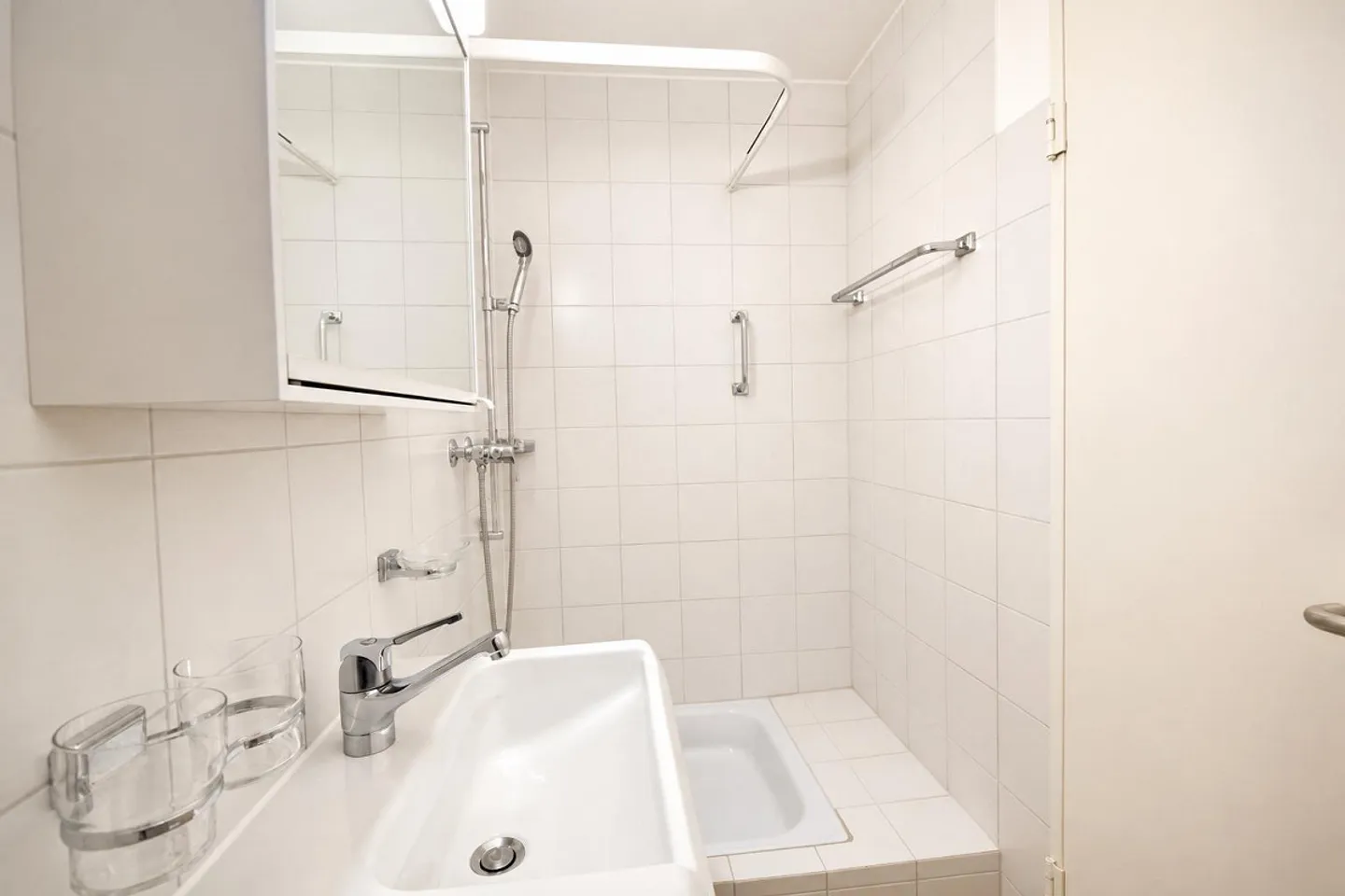 Bright 4.5 room apartment in a quiet residential area - Photo 5 of 7