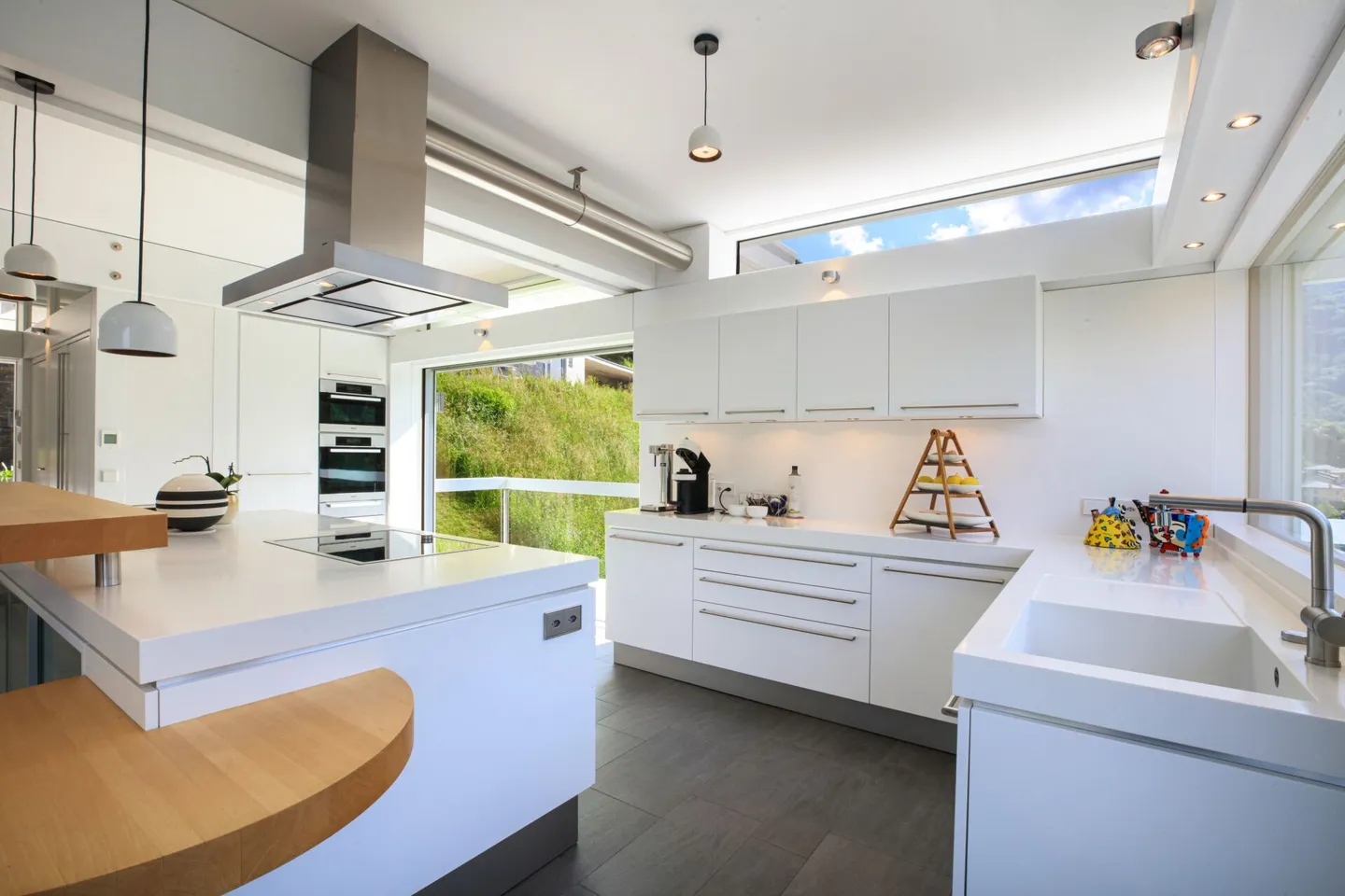 Luce, Privacy e Architettura Contemporanea a Medeglia - Foto 5 di 12