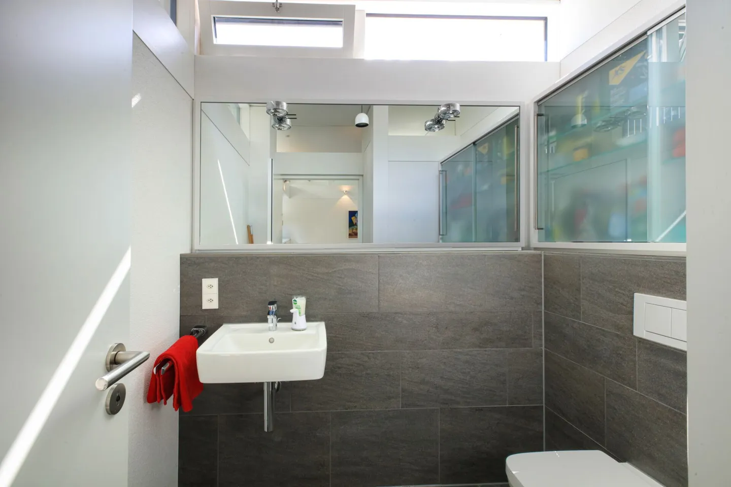 Luce, Privacy e Architettura Contemporanea a Medeglia - Foto 6 di 12
