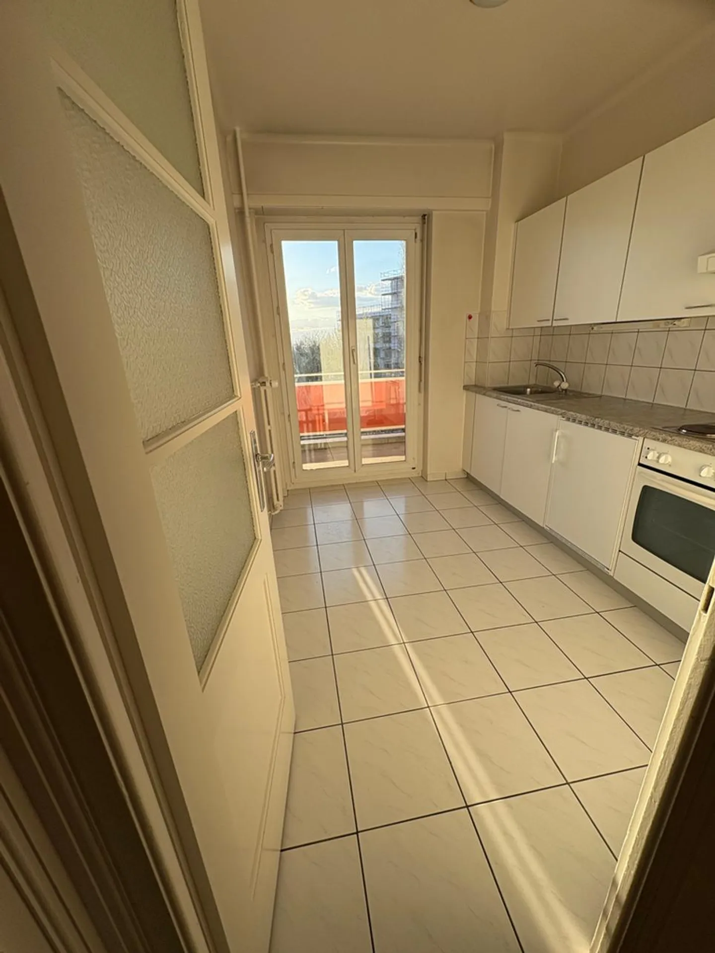 1.5-Zimmer-Wohnung im 5. Stock - Foto 3 von 6