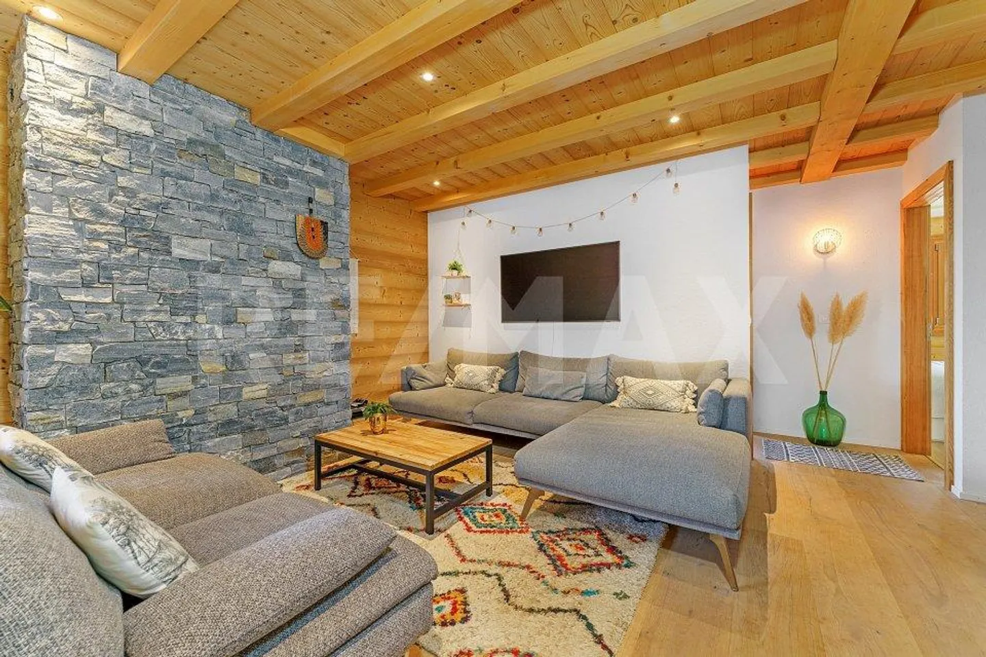 A 4.5-room apartment where the interior extends naturally... - Photo 2 of 13