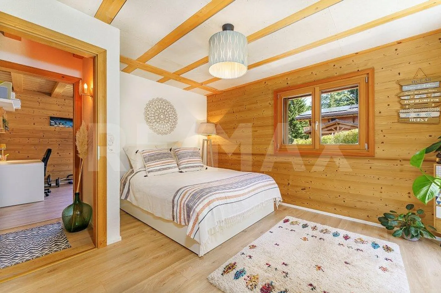 A 4.5-room apartment where the interior extends naturally... - Photo 8 of 13
