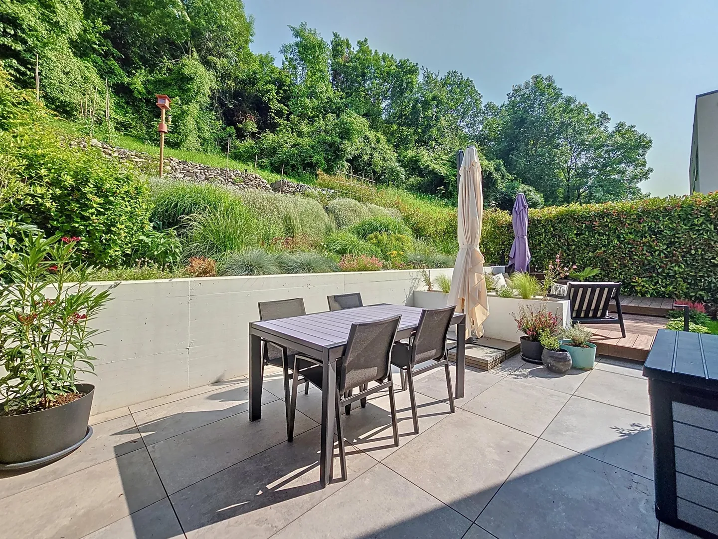 Villa contemporanea tra eleganza, comfort e natura - Foto 12 di 13