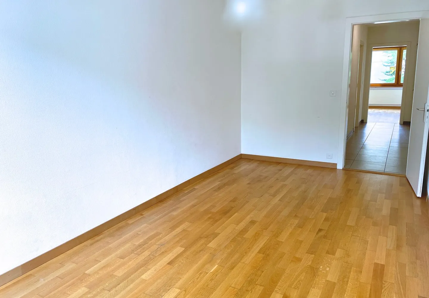 3.5 Room Apartment - Photo 9 of 13