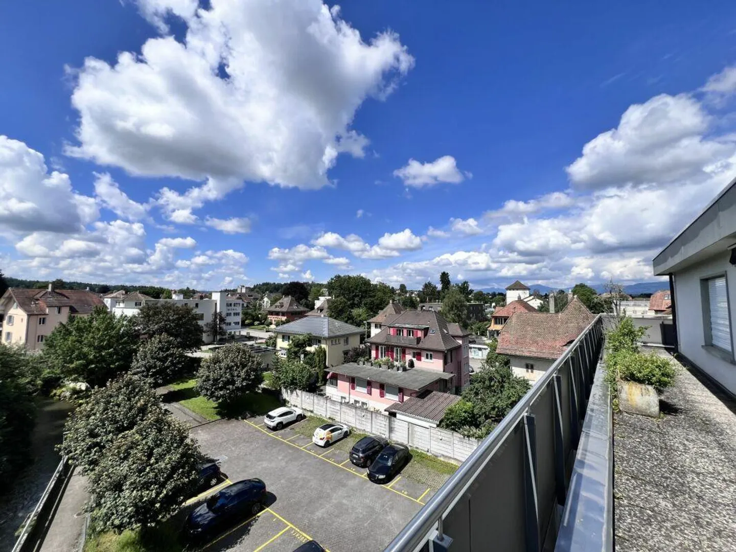 5.5 Room Penthouse Dream with 121 m² above the rooftops in the center of Langenthal! - Photo 12 of 13