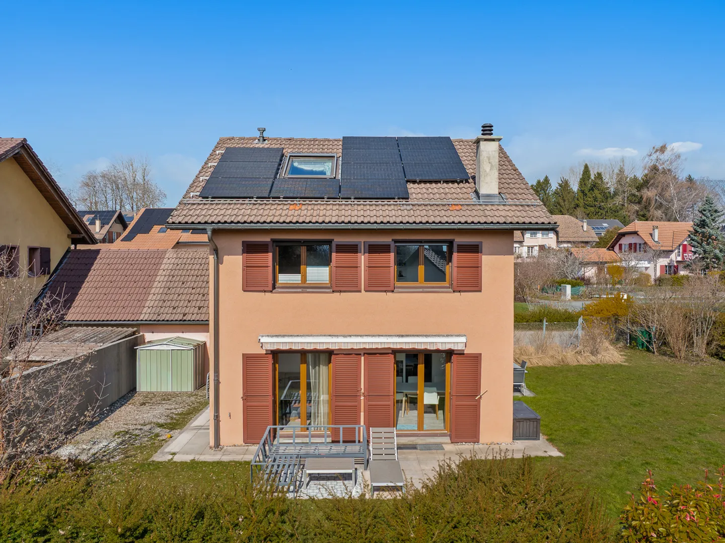 Elegante Doppelhaushälfte bei den Garagen in ruhiger Lage - Foto 15 von 15