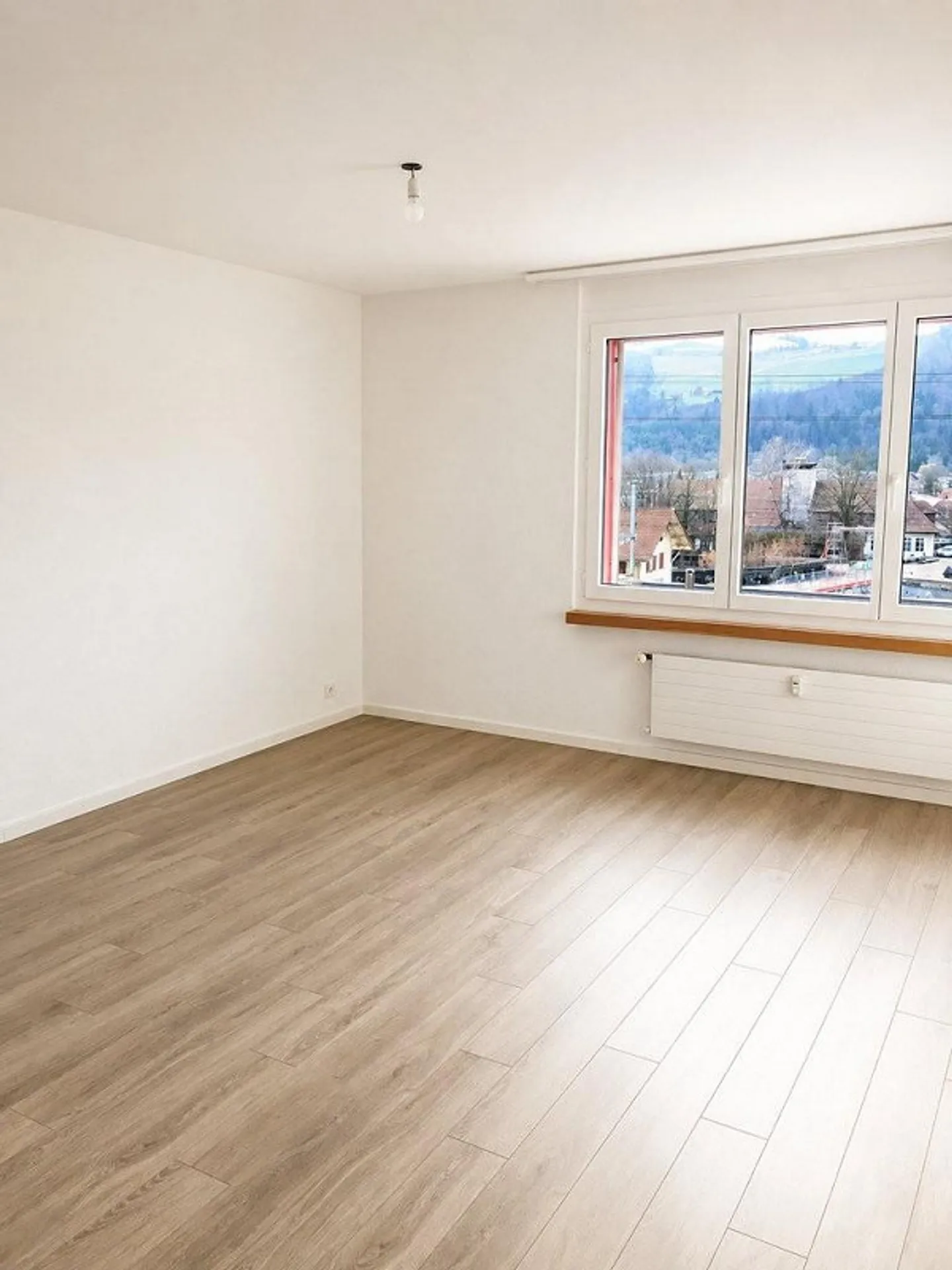 Charmante 3-Zimmerwohnung mit Balkon an zentraler Lage - Foto 3 von 11