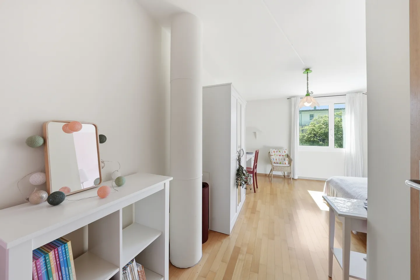 Maison mitoyenne spacieuse - Photo 24 sur 27