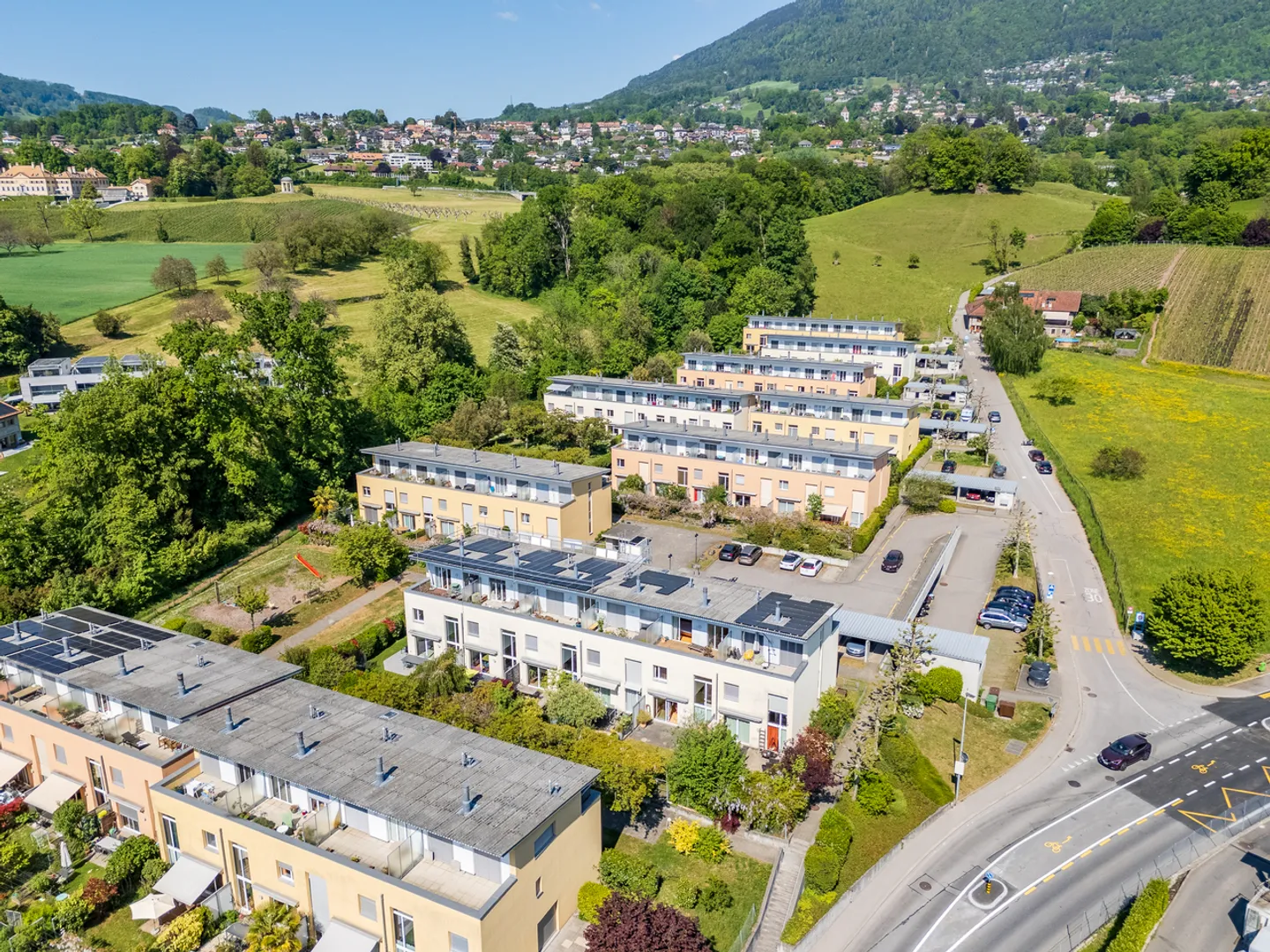 Maison mitoyenne spacieuse - Photo 25 sur 27