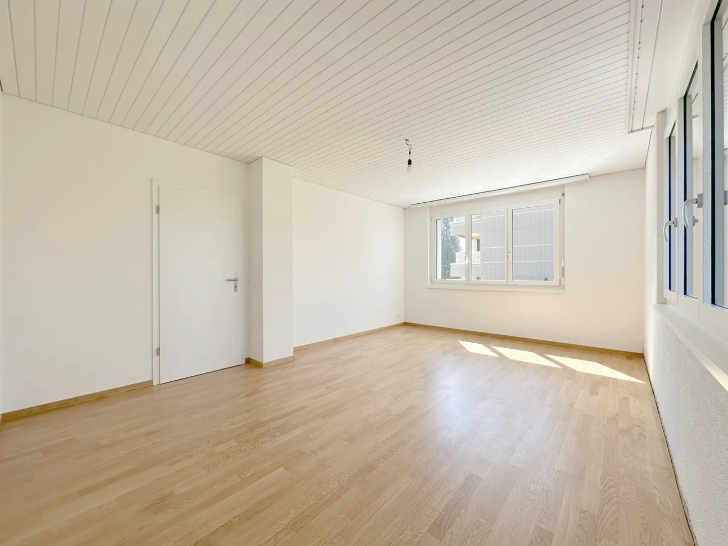 Your new feel-good oasis in the heart of Hedingen - Photo 8 of 13