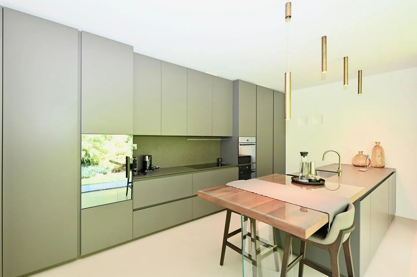 Moderne Luxusvilla - Frieden, Privatsphäre und zeitgenössische Eleganz - Foto 9 von 25