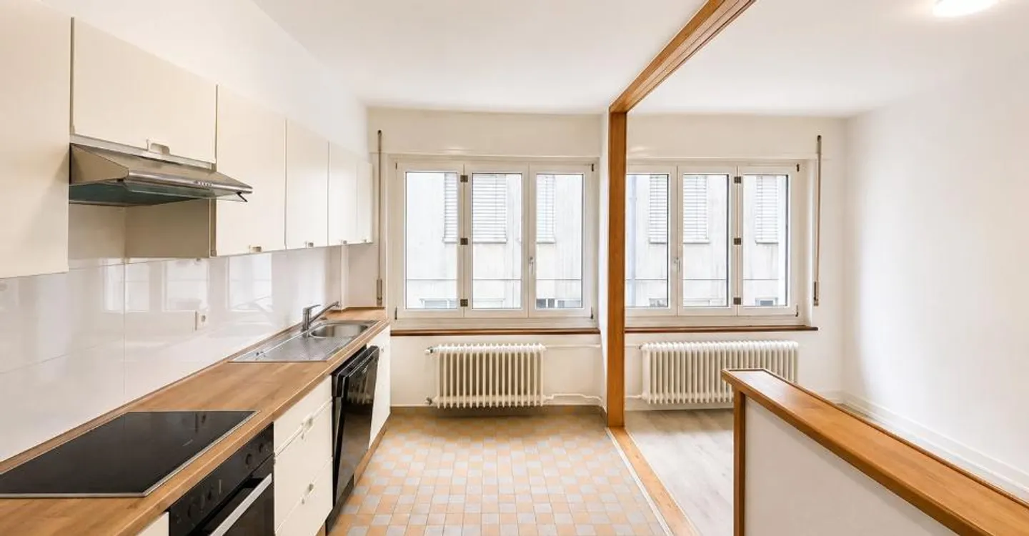 Appartement de 3.5 pièces en duplex au centre de Fribourg - Photo 1 sur 4