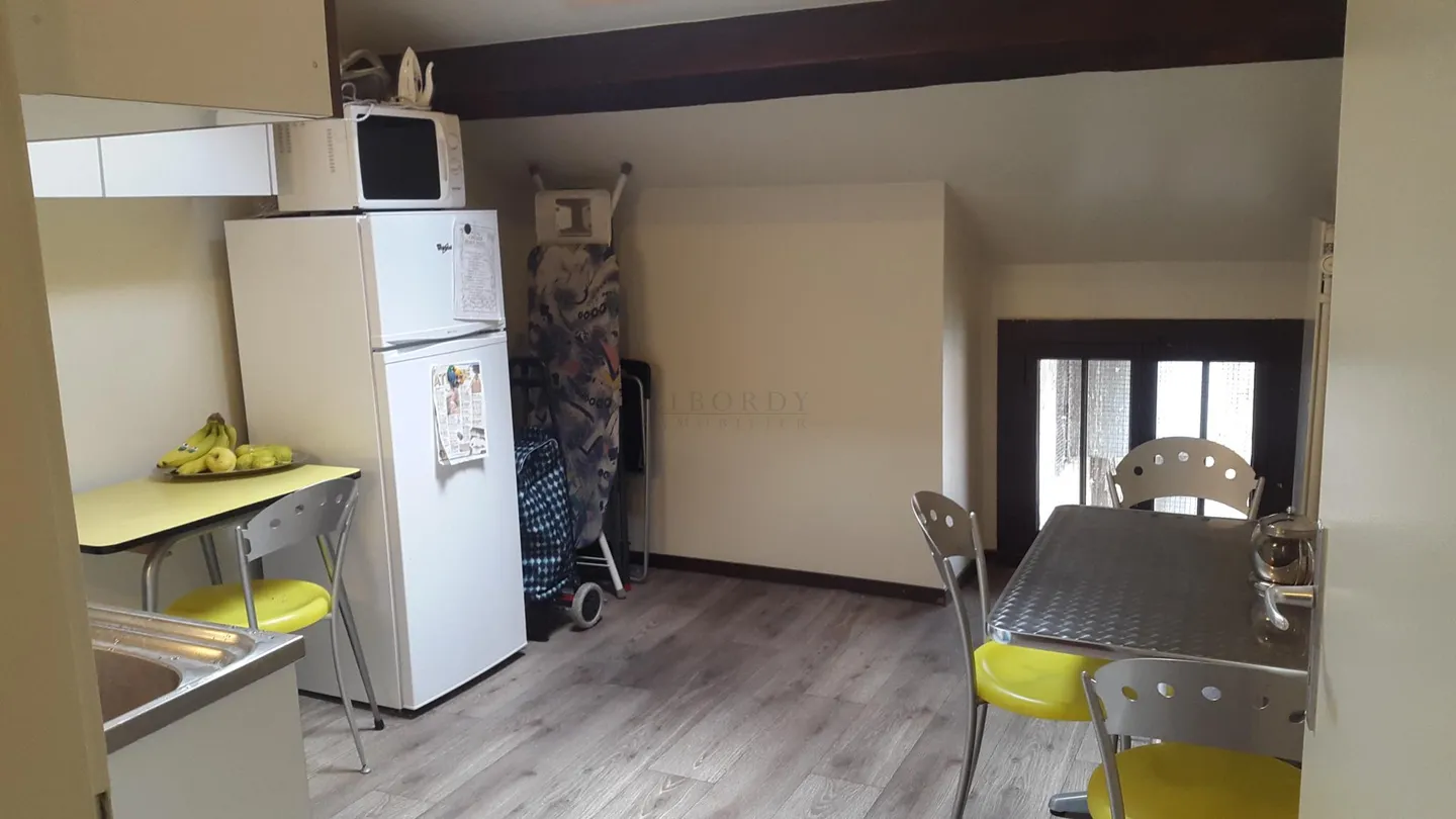Appartamento con 2.0 stanze arredato in un edificio storico! - Foto 6 di 8