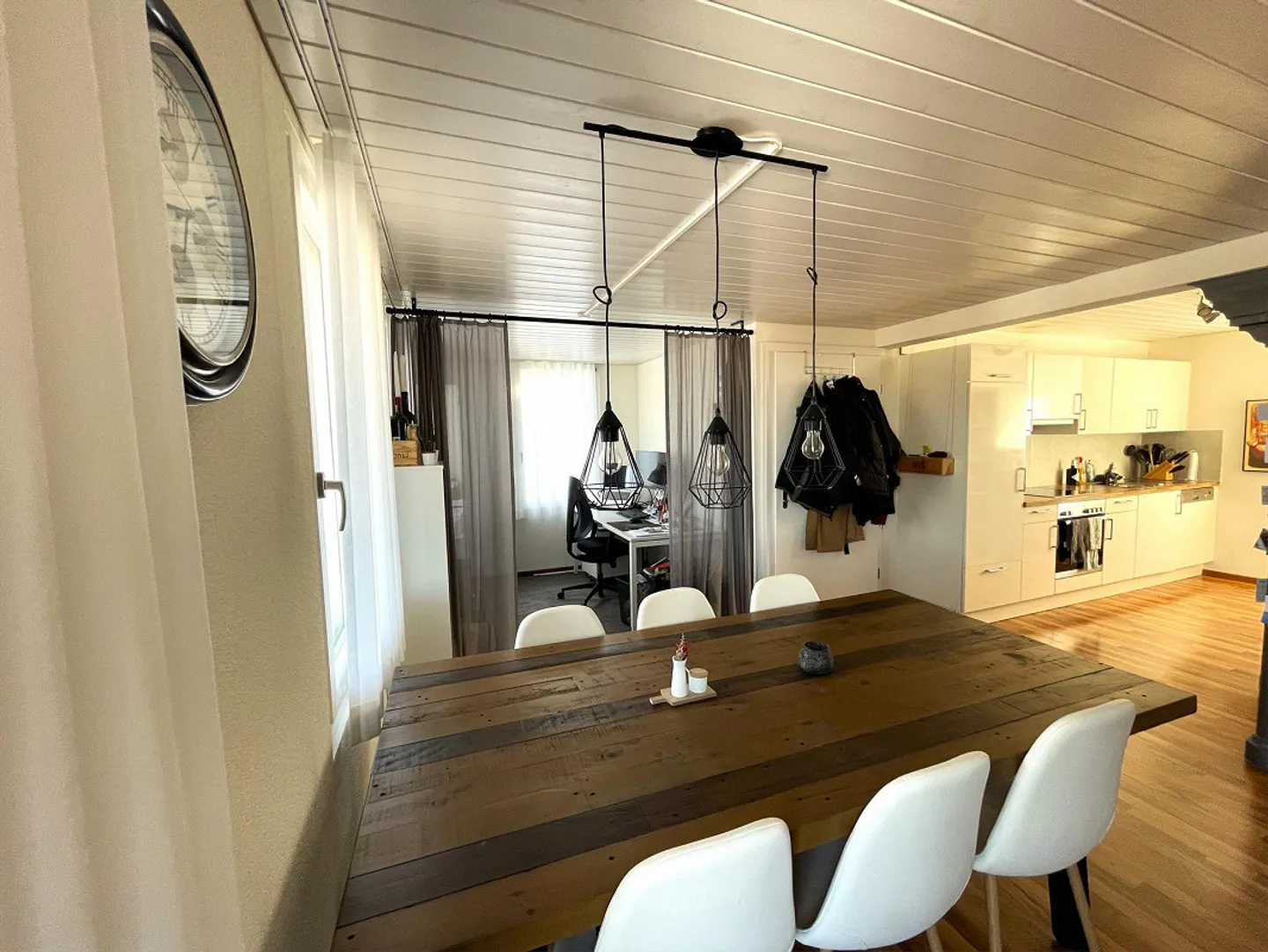 Bel appartement dans un emplacement central avec une grande terrasse - Photo 5 sur 10